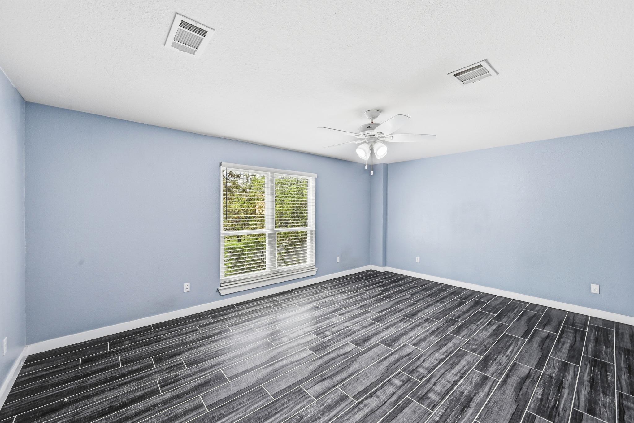 5812 Kayview Dr, Austin, TX 78749