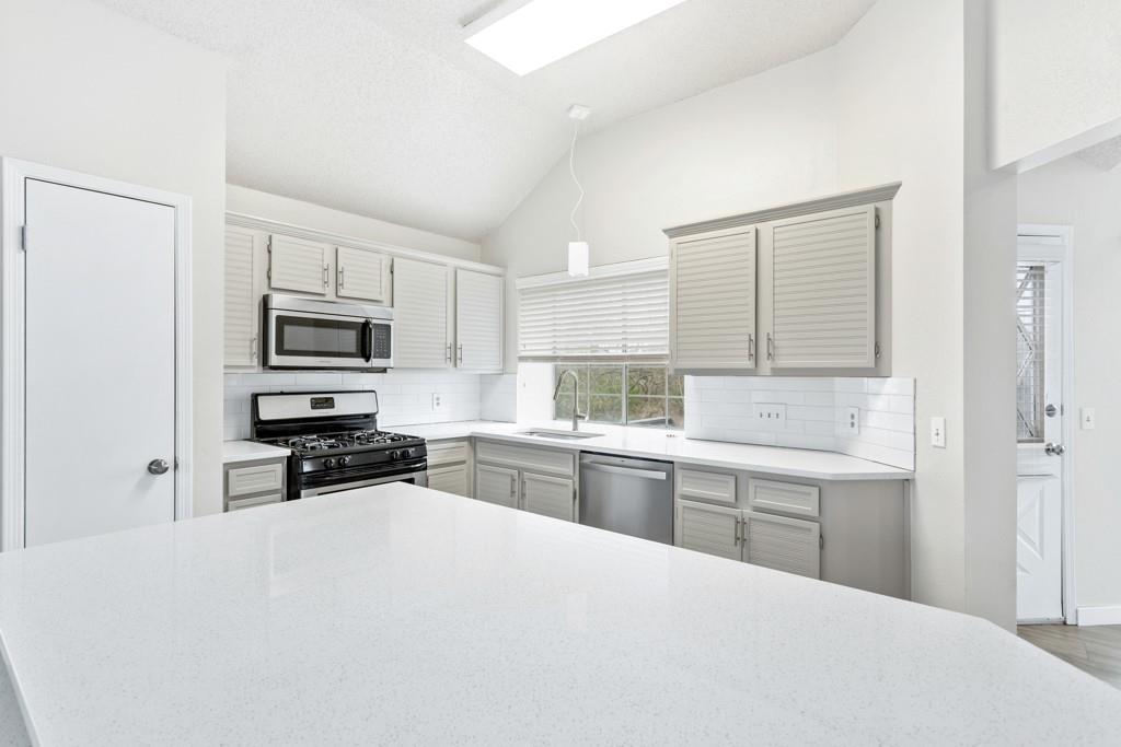 8609 Ephraim Rd, Austin, TX 78717