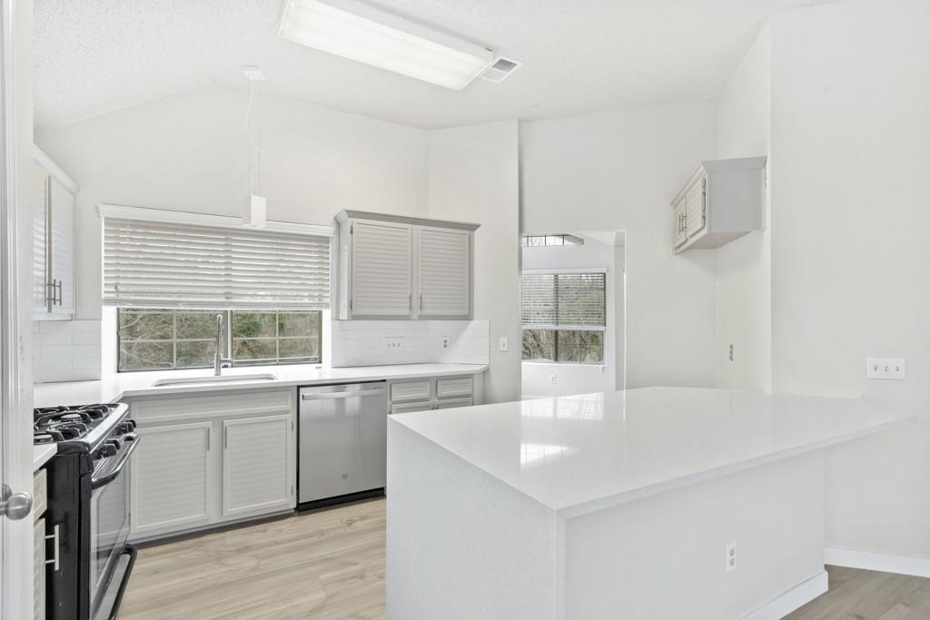 8609 Ephraim Rd, Austin, TX 78717