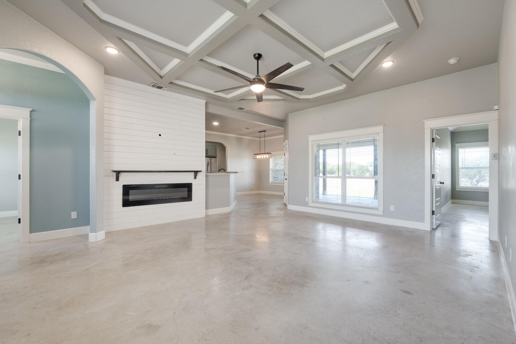 788 County Road 3100, Kempner, TX 76539