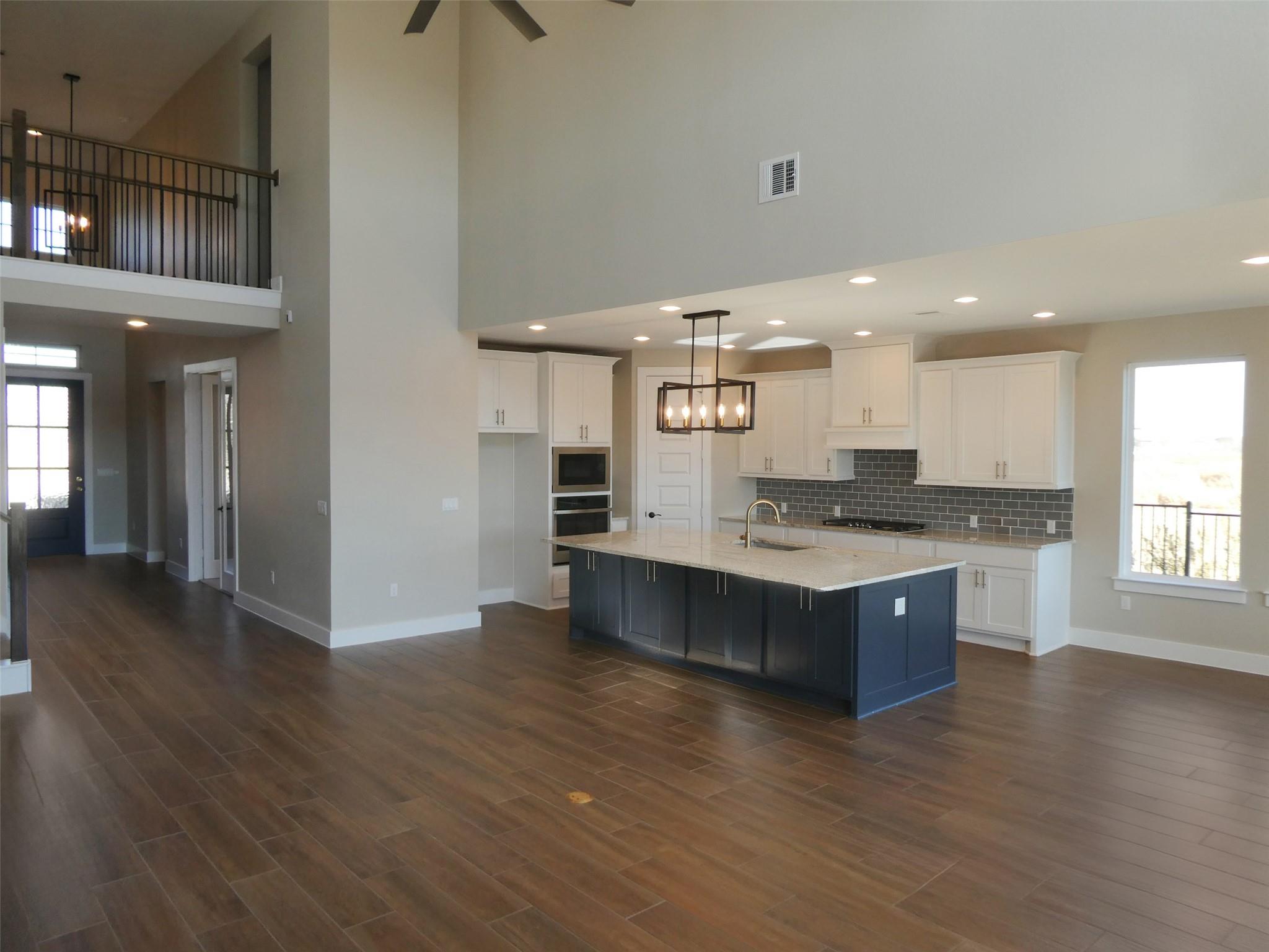 8621 THOMPSON TEAL Trl, Austin, TX 78744