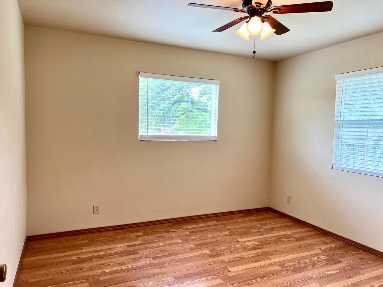 1309 10th St, Blanco, TX 78606