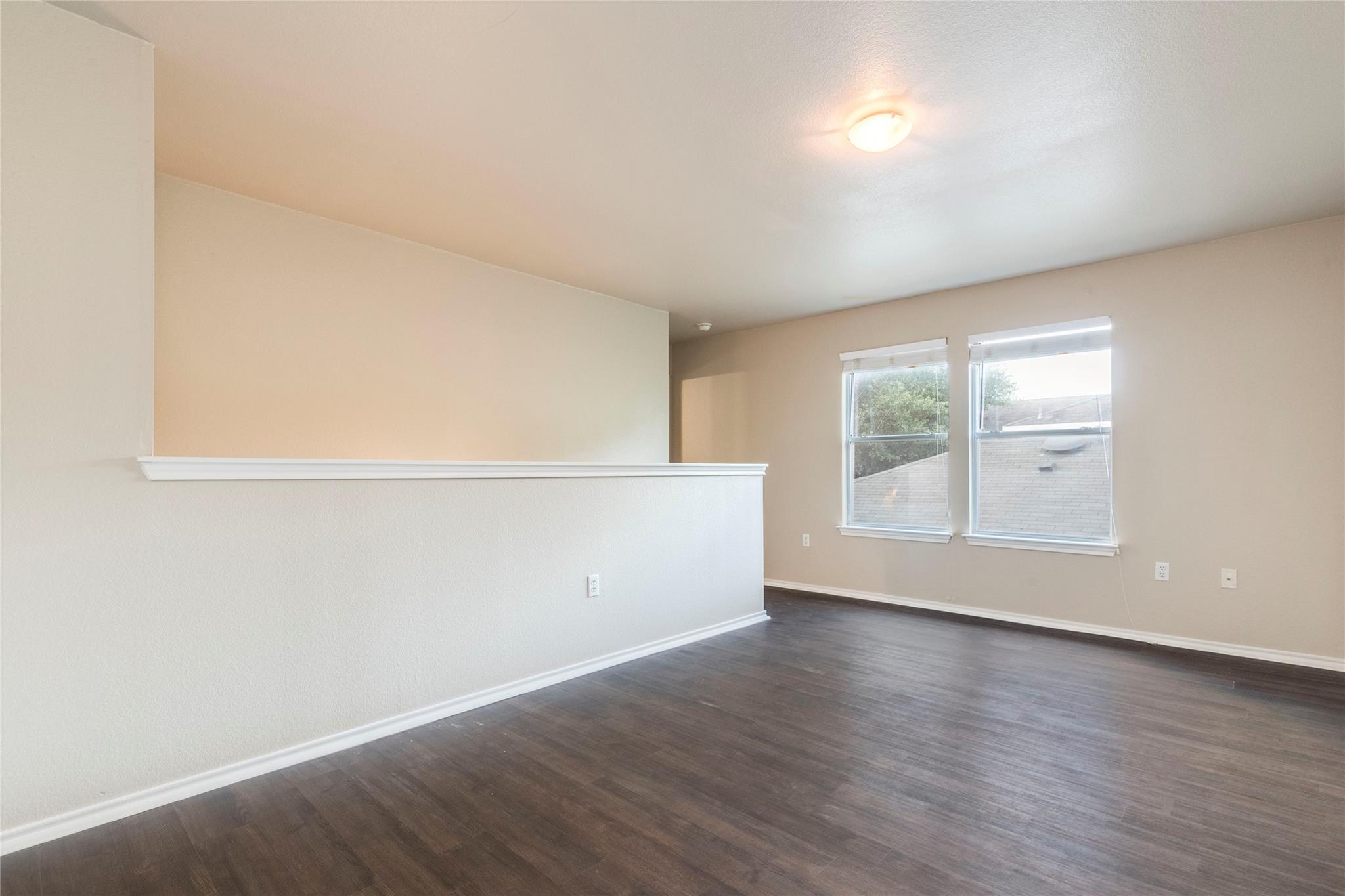 8712 Dittmar Oaks Dr, Austin, TX 78748