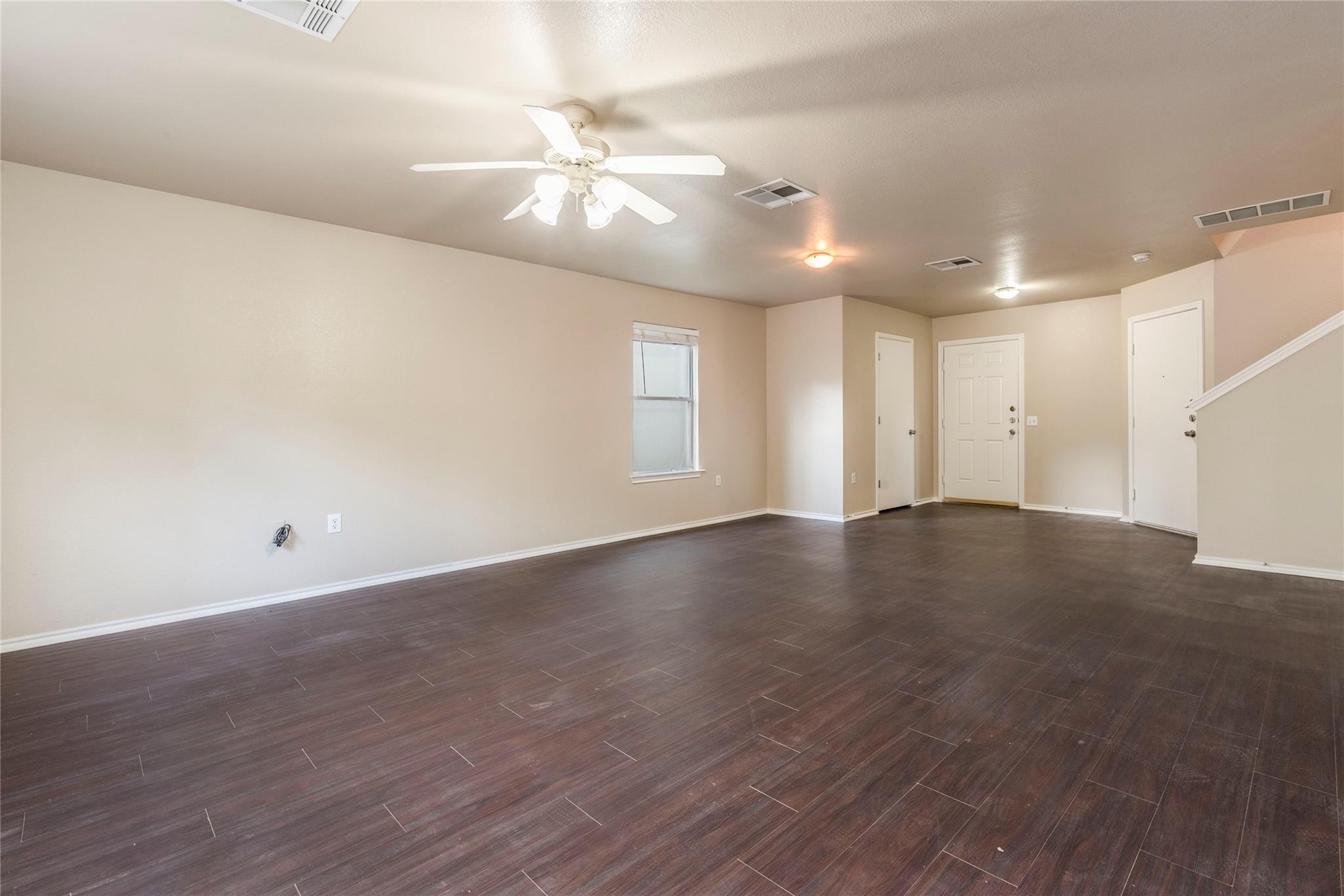 8712 Dittmar Oaks Dr, Austin, TX 78748