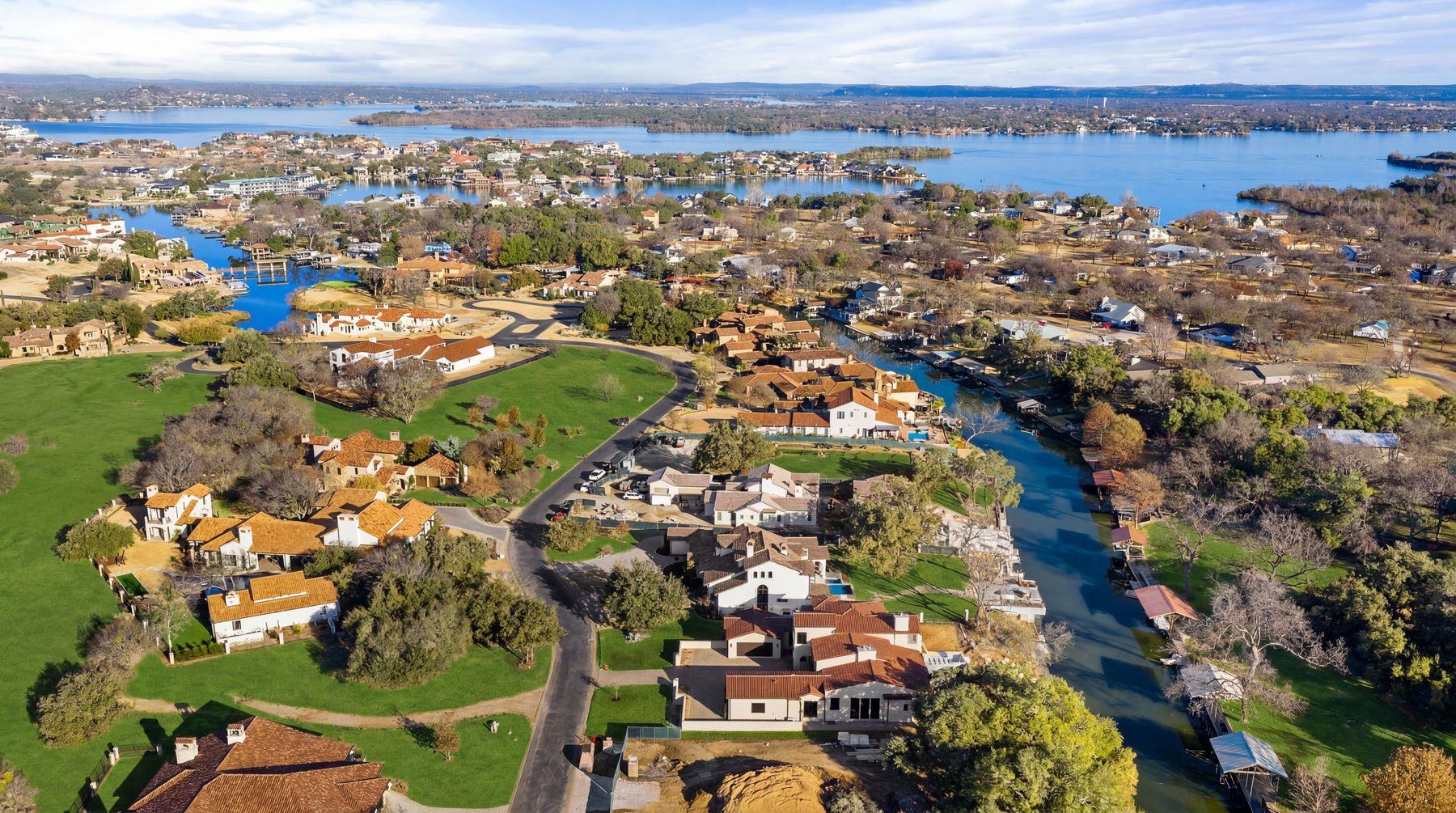 240 La Serena Loop, Horseshoe Bay, TX 78657