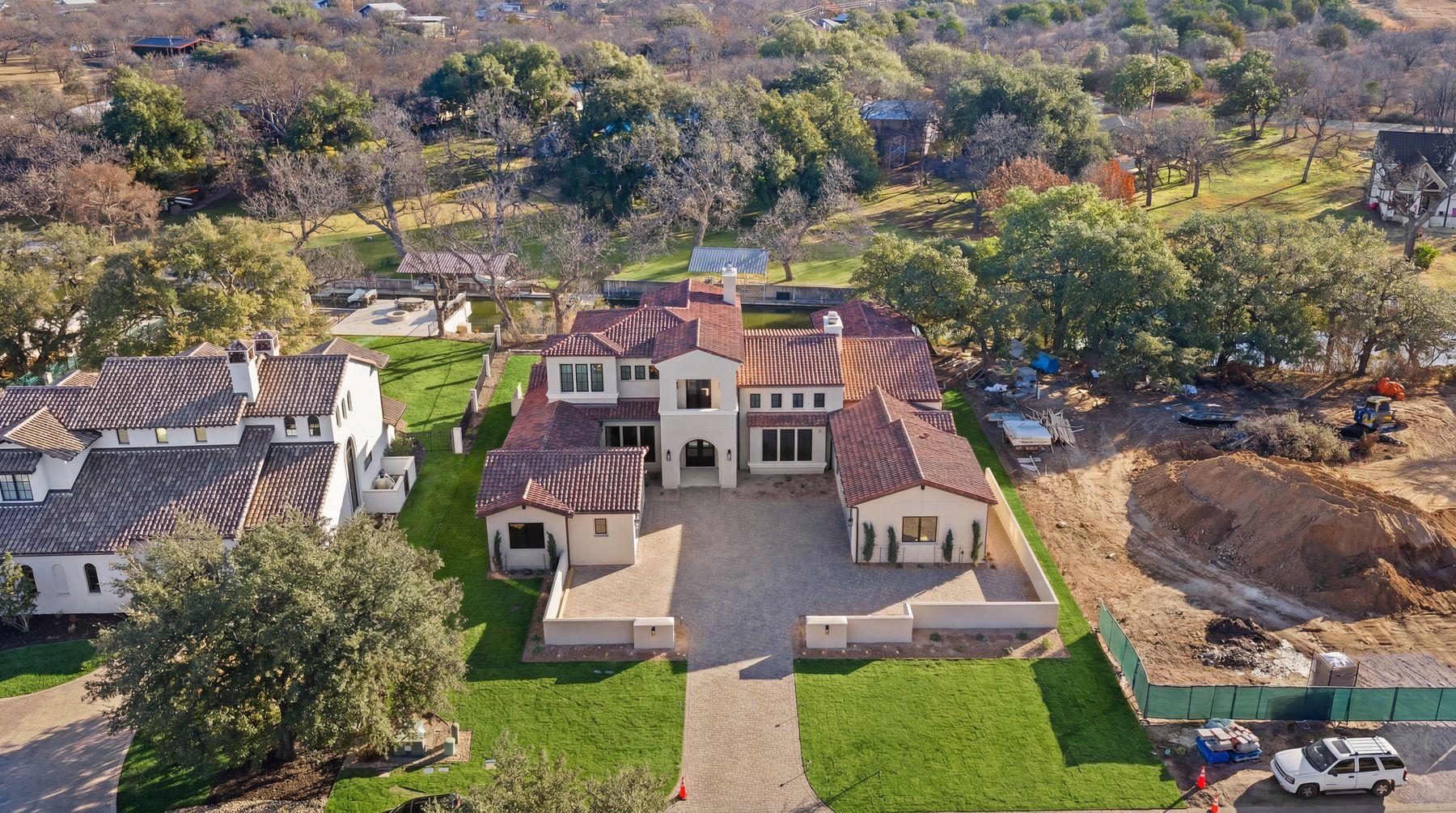 240 La Serena Loop, Horseshoe Bay, TX 78657