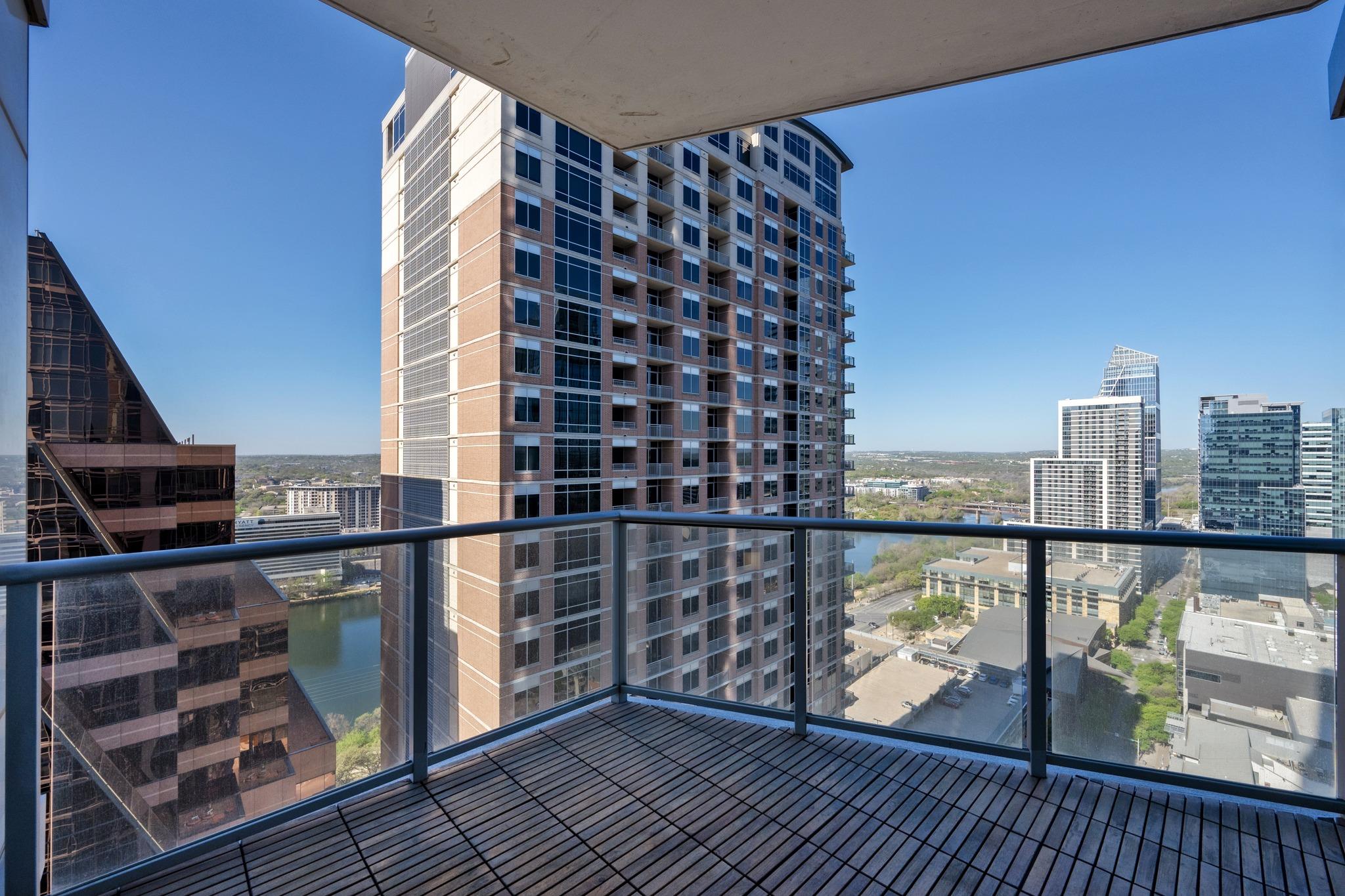 200 Congress Ave # 26C, Austin, TX 78701