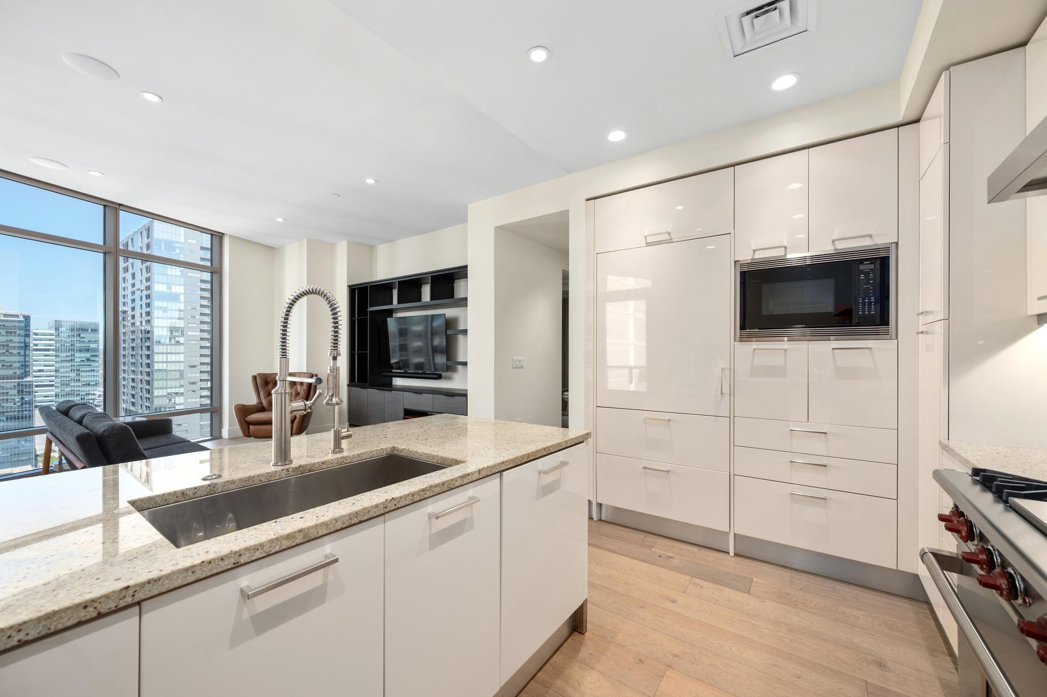 200 Congress Ave # 26C, Austin, TX 78701