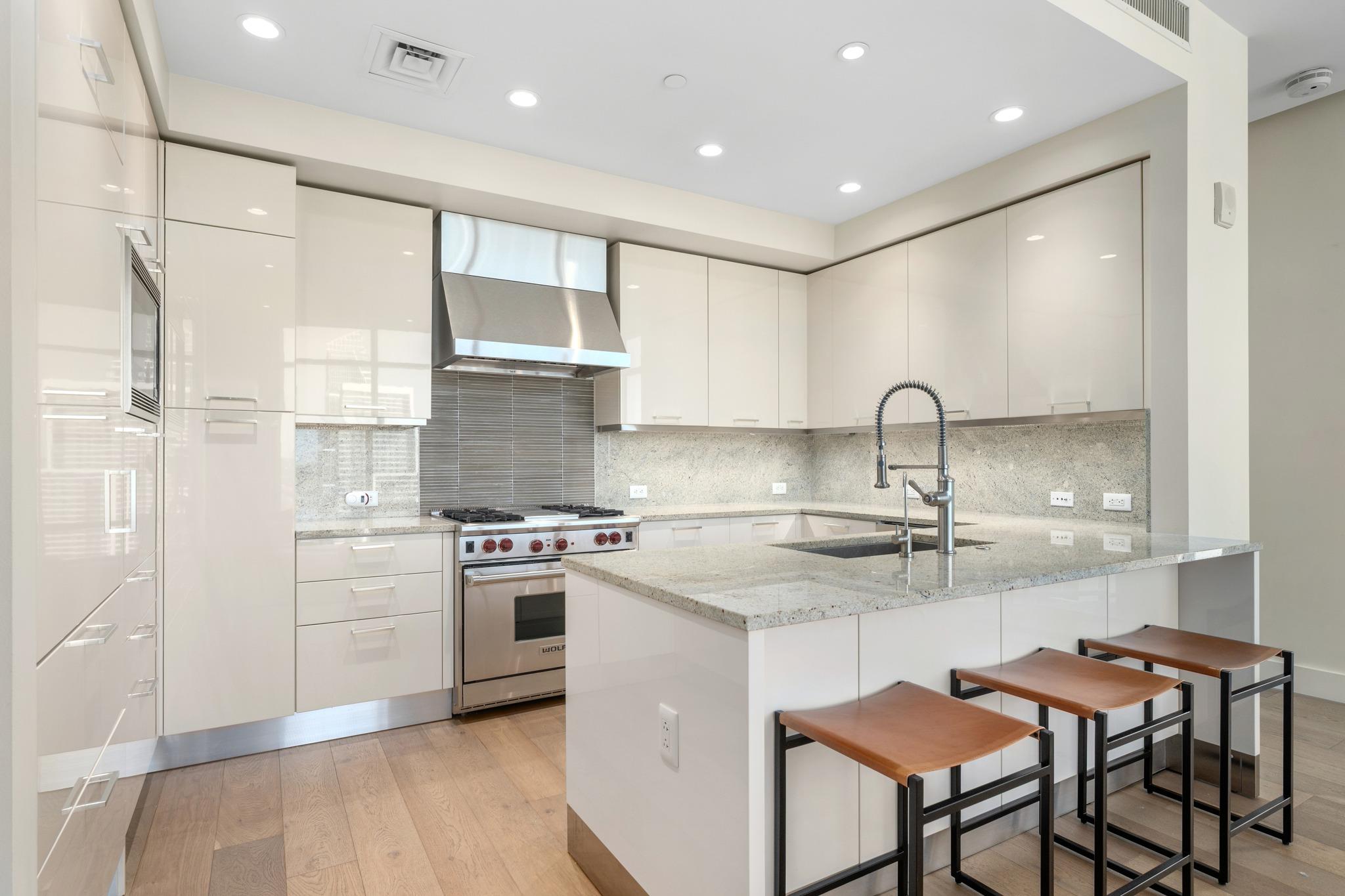 200 Congress Ave # 26C, Austin, TX 78701