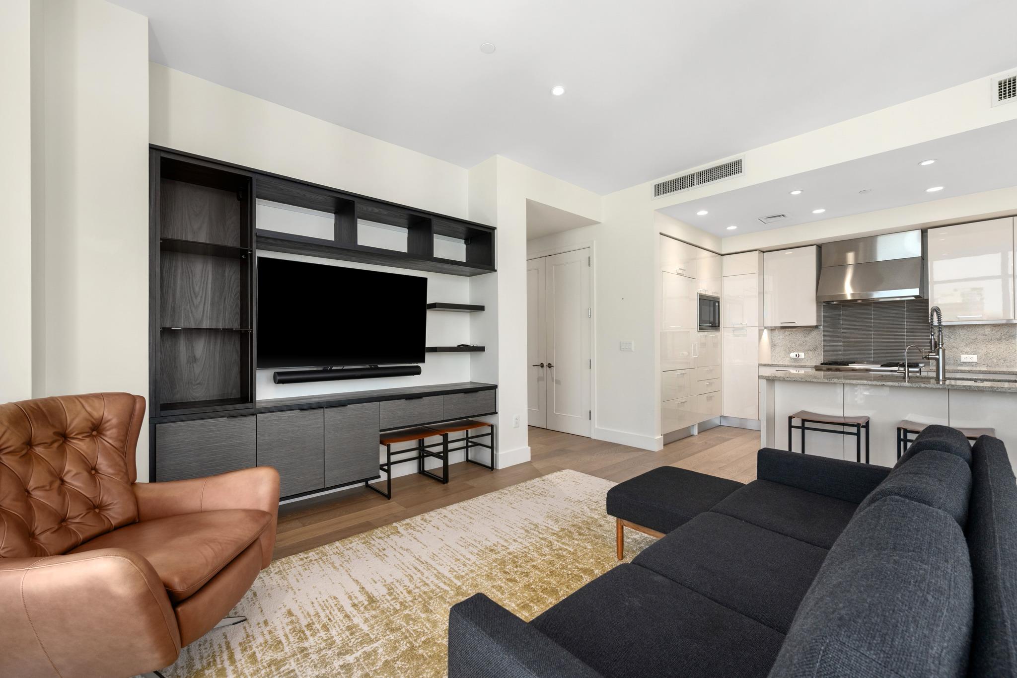 200 Congress Ave # 26C, Austin, TX 78701