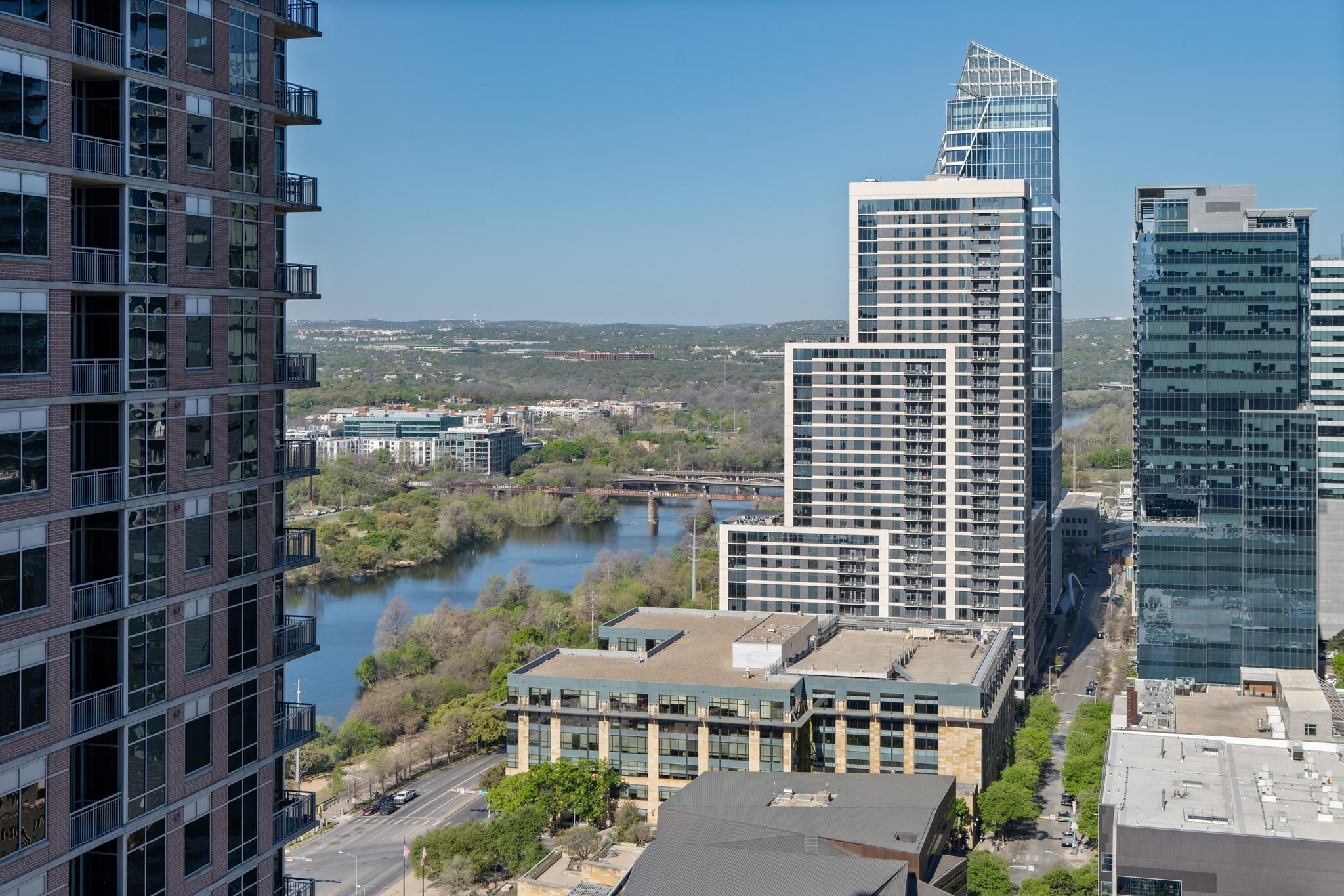 200 Congress Ave # 26C, Austin, TX 78701