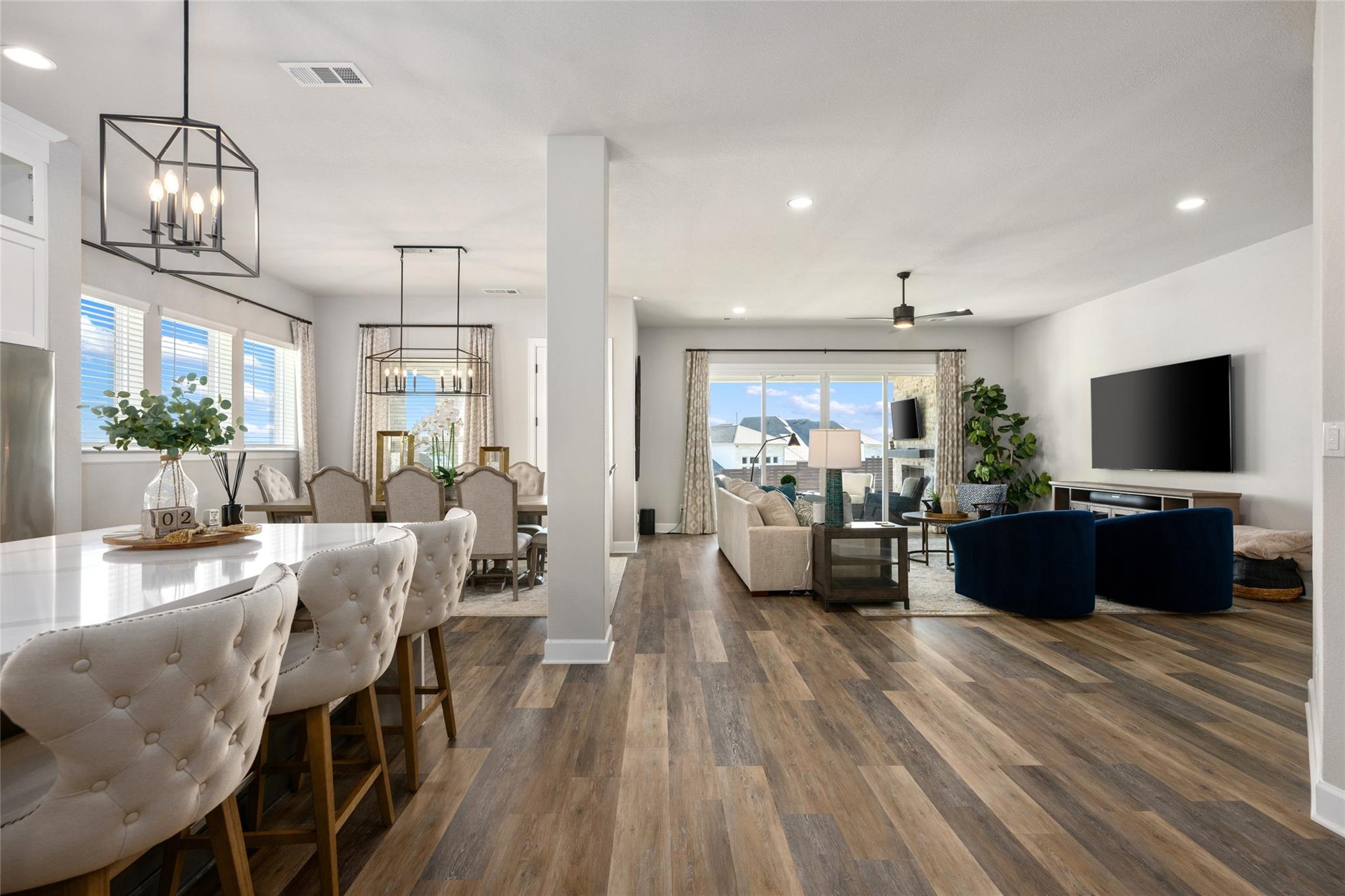 16913 Roselin Dr, Austin, TX 78738