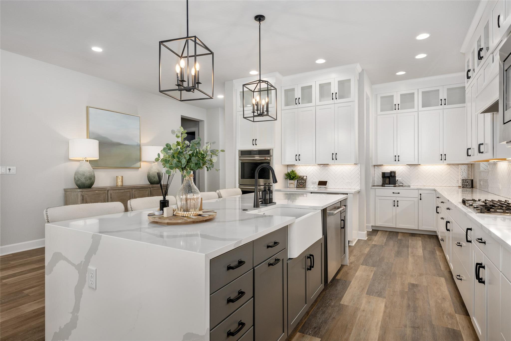 16913 Roselin Dr, Austin, TX 78738