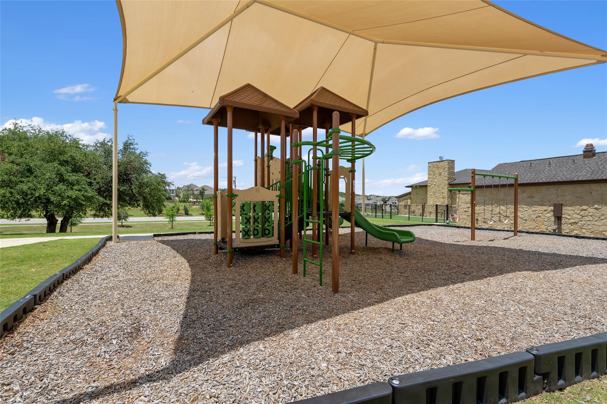 16913 Roselin Dr, Austin, TX 78738