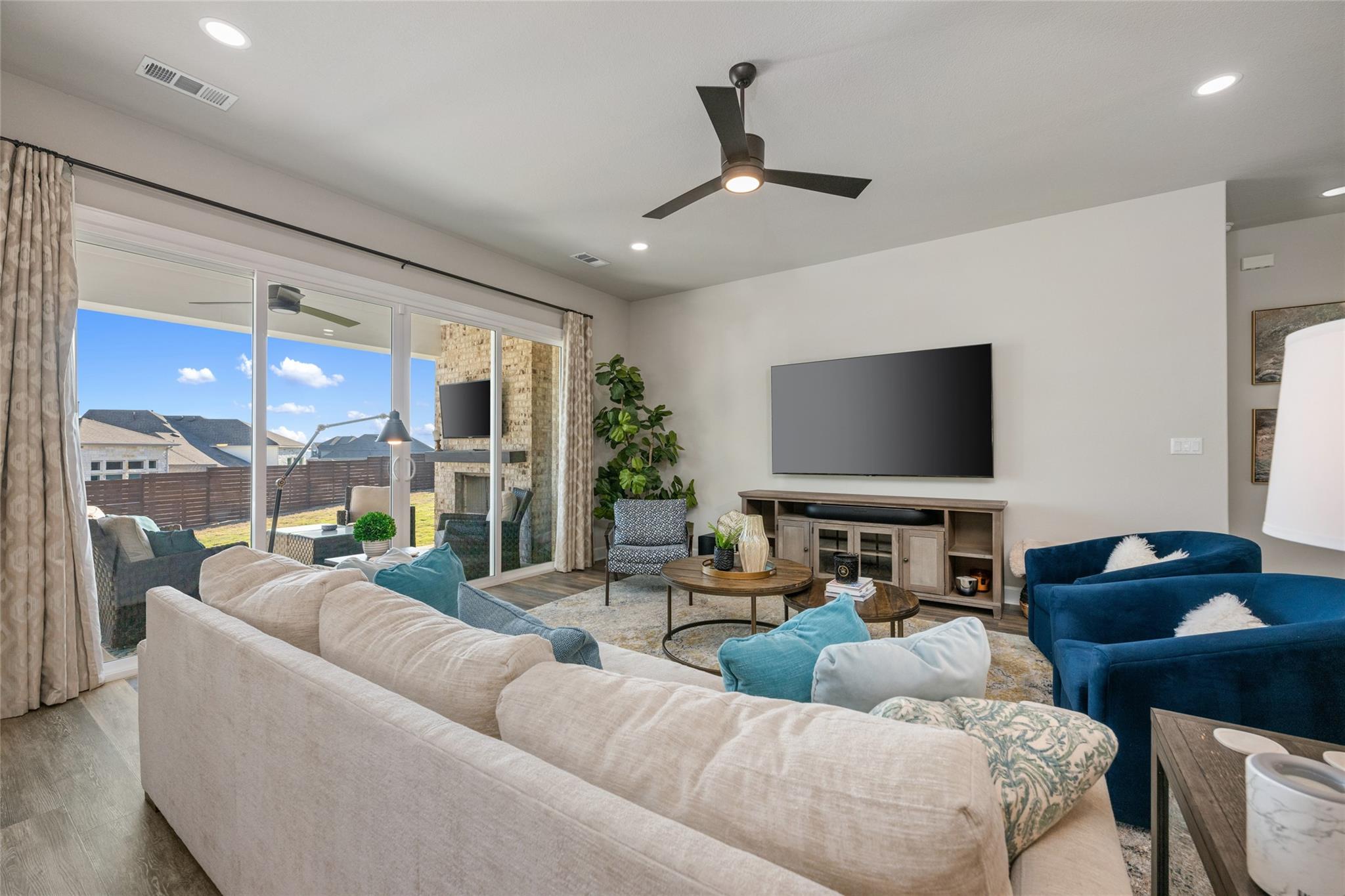 16913 Roselin Dr, Austin, TX 78738