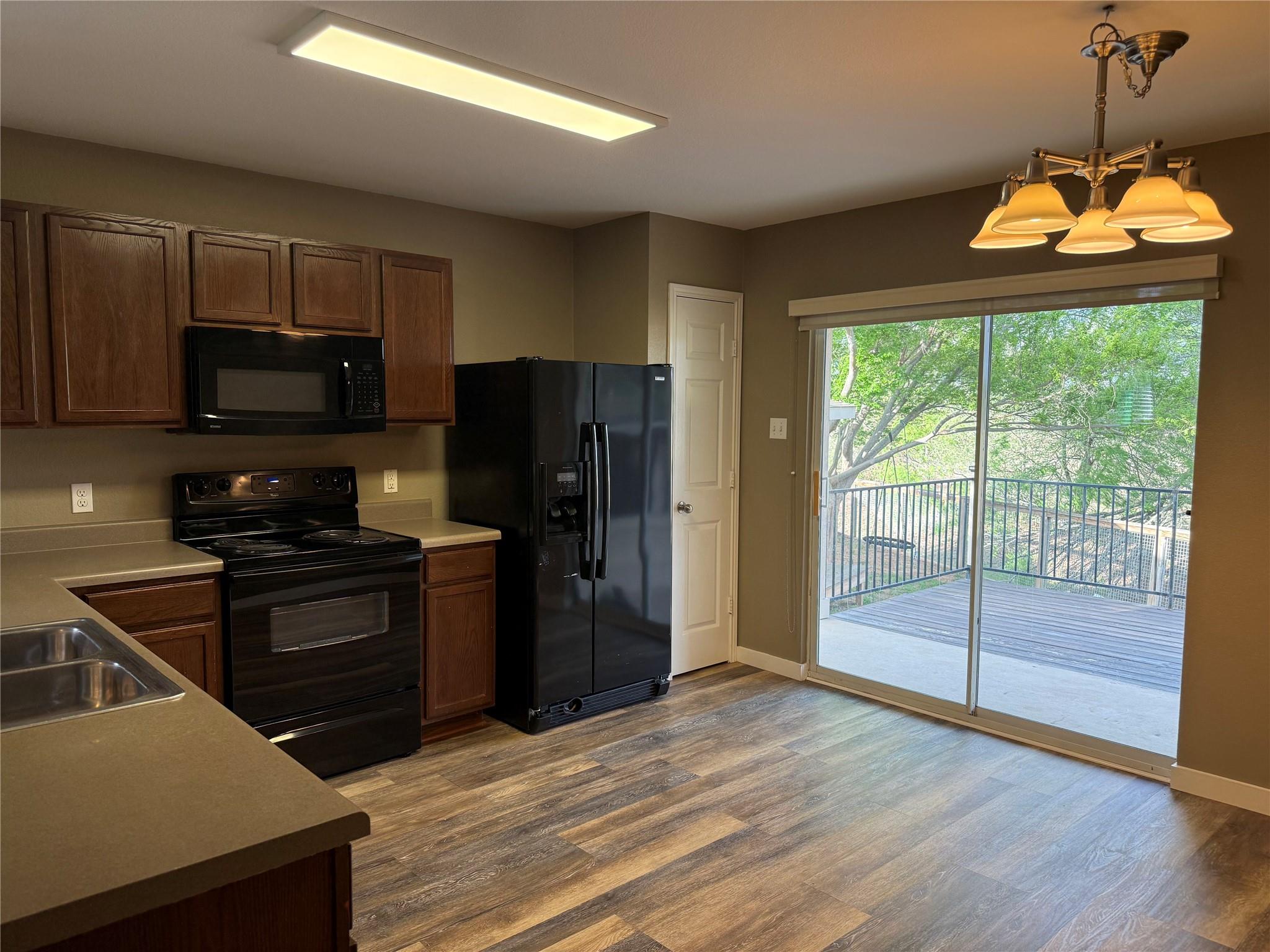 11524 Ashbrook Dr, Manchaca, TX 78652