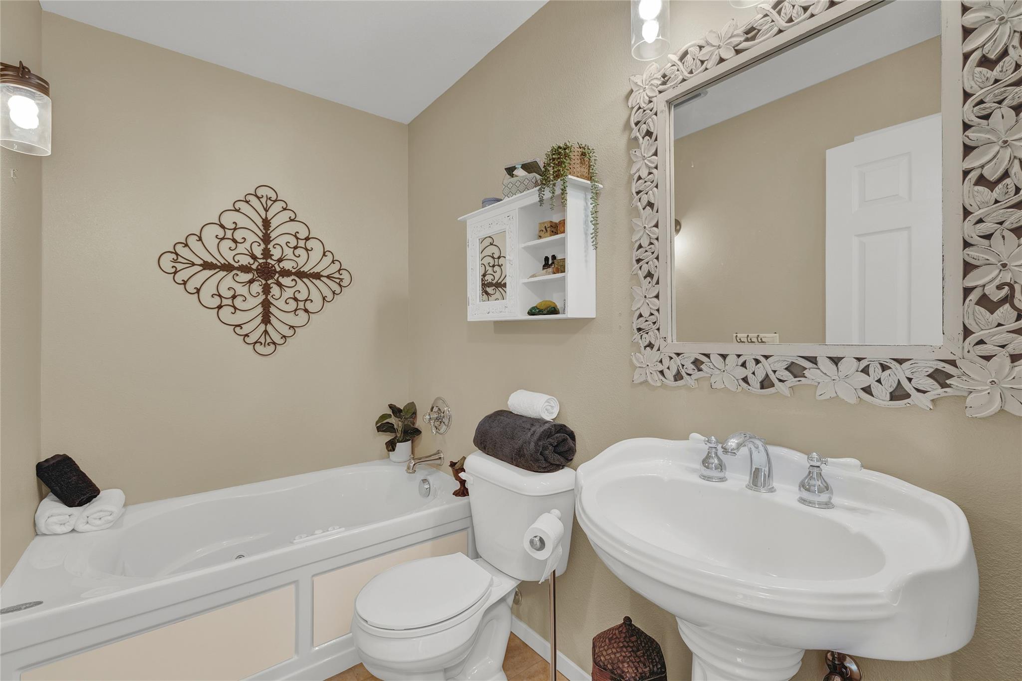 137 Chaparral St, San Marcos, TX 78666