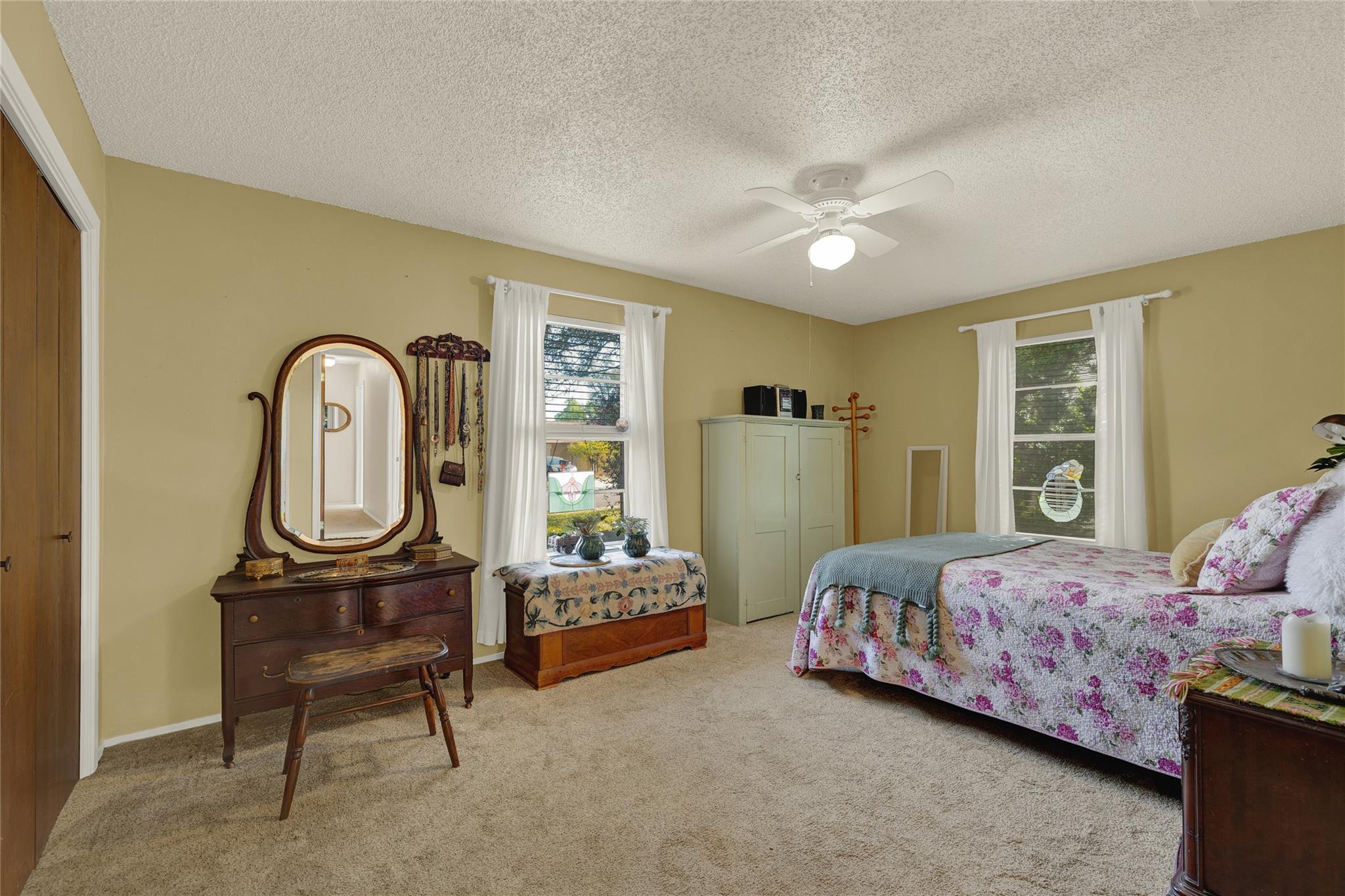 137 Chaparral St, San Marcos, TX 78666