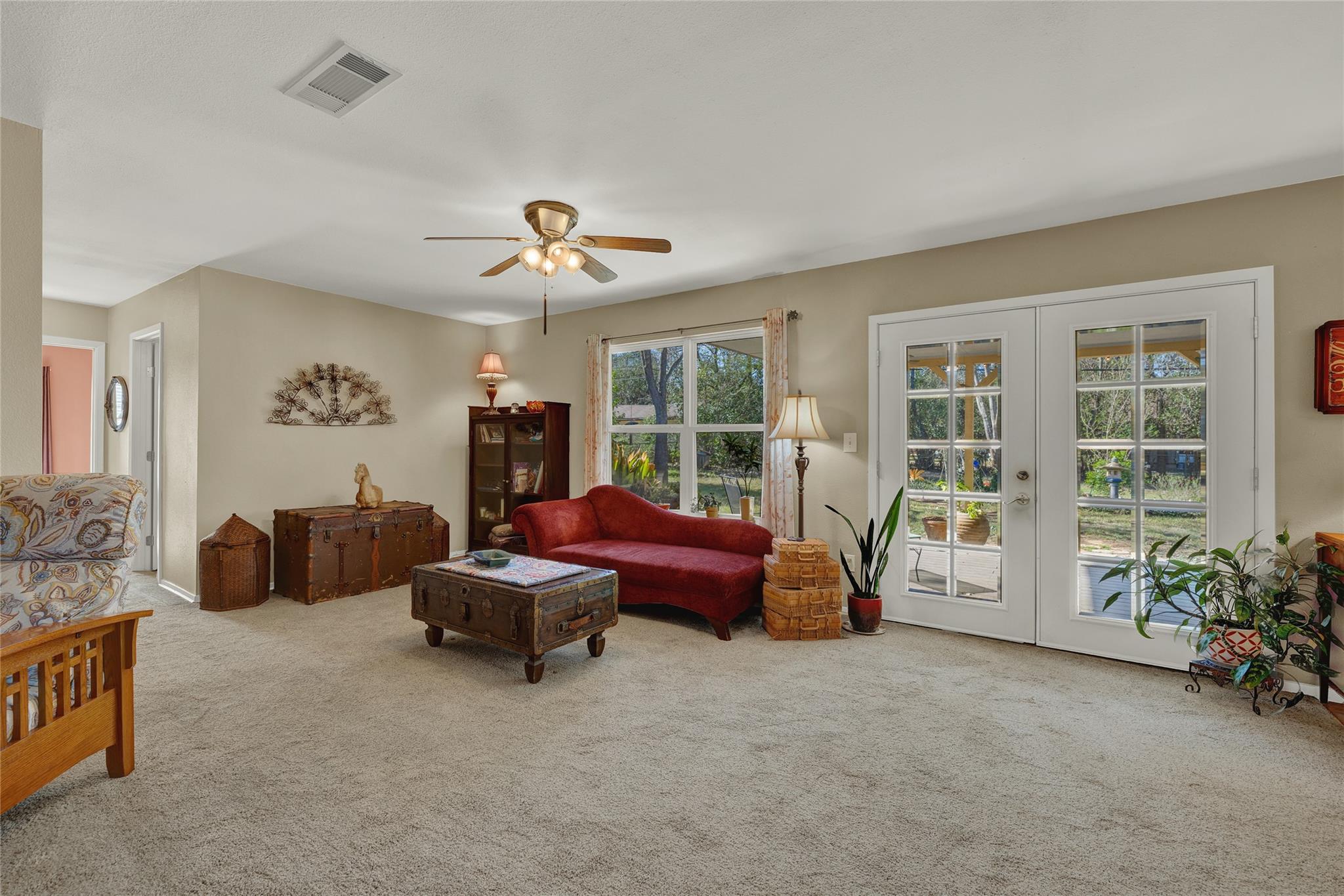 137 Chaparral St, San Marcos, TX 78666