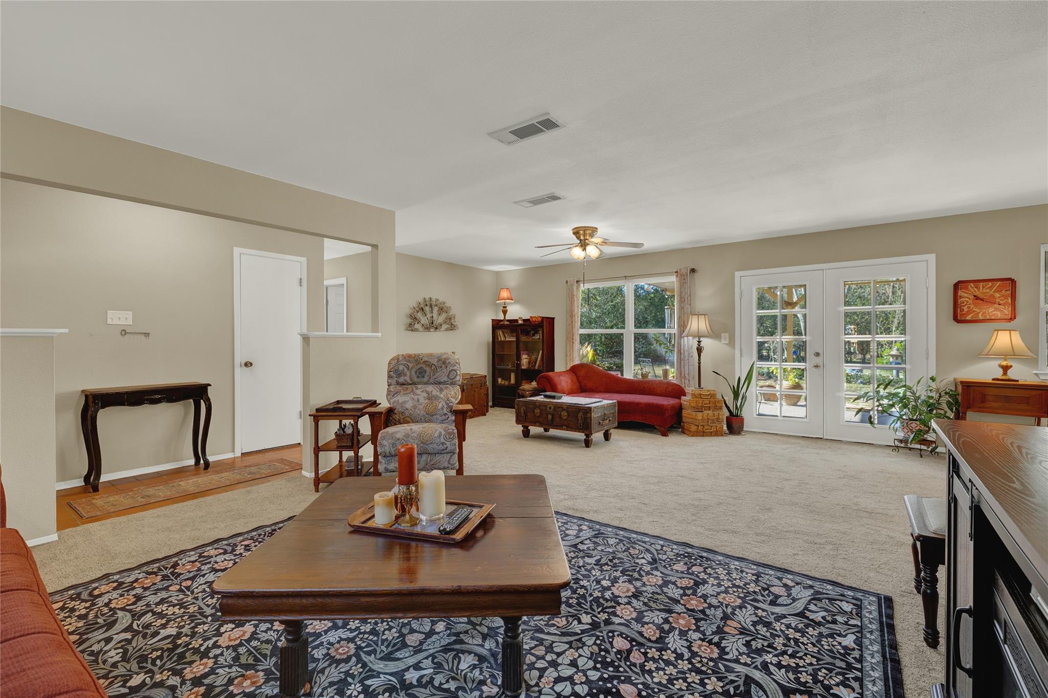 137 Chaparral St, San Marcos, TX 78666