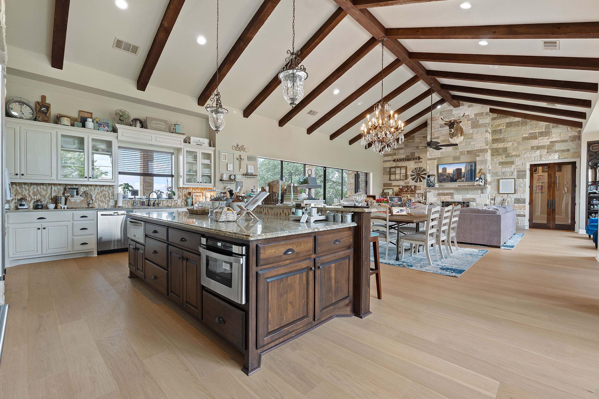 112 Big Sky, Burnet, TX 78611