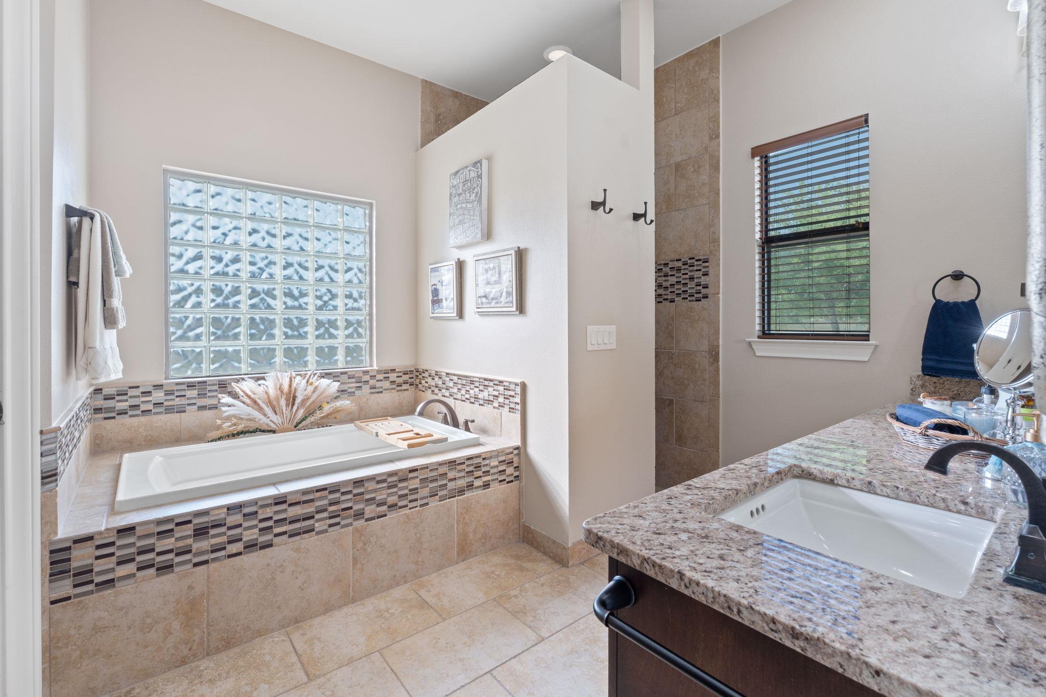 112 Big Sky, Burnet, TX 78611