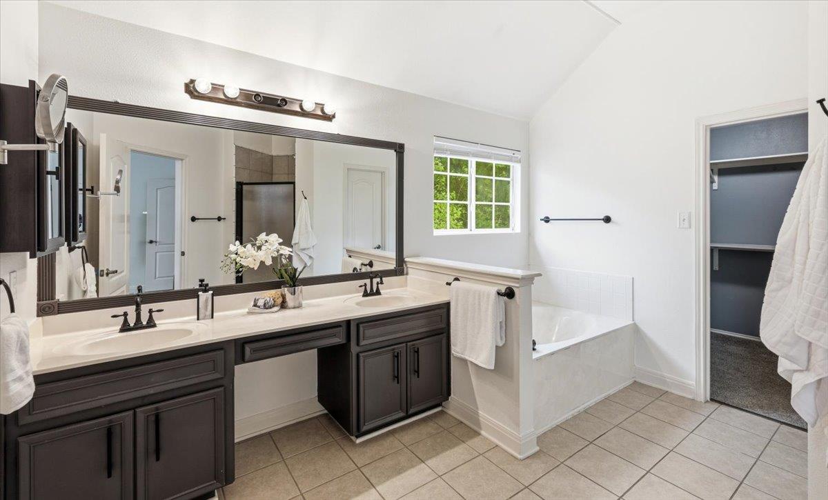 1710 Amber Skyway Cv, Round Rock, TX 78665