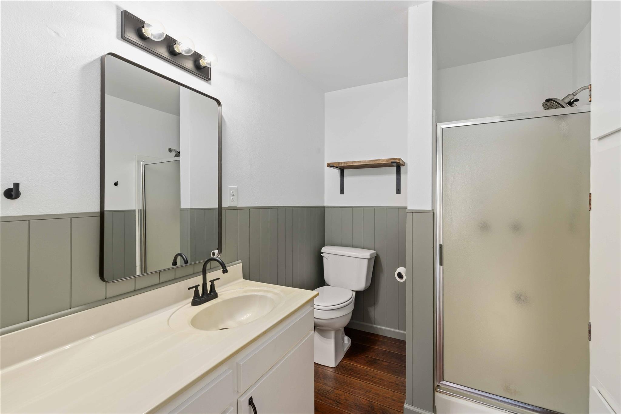 1604 5th St, Goldthwaite, TX 76844