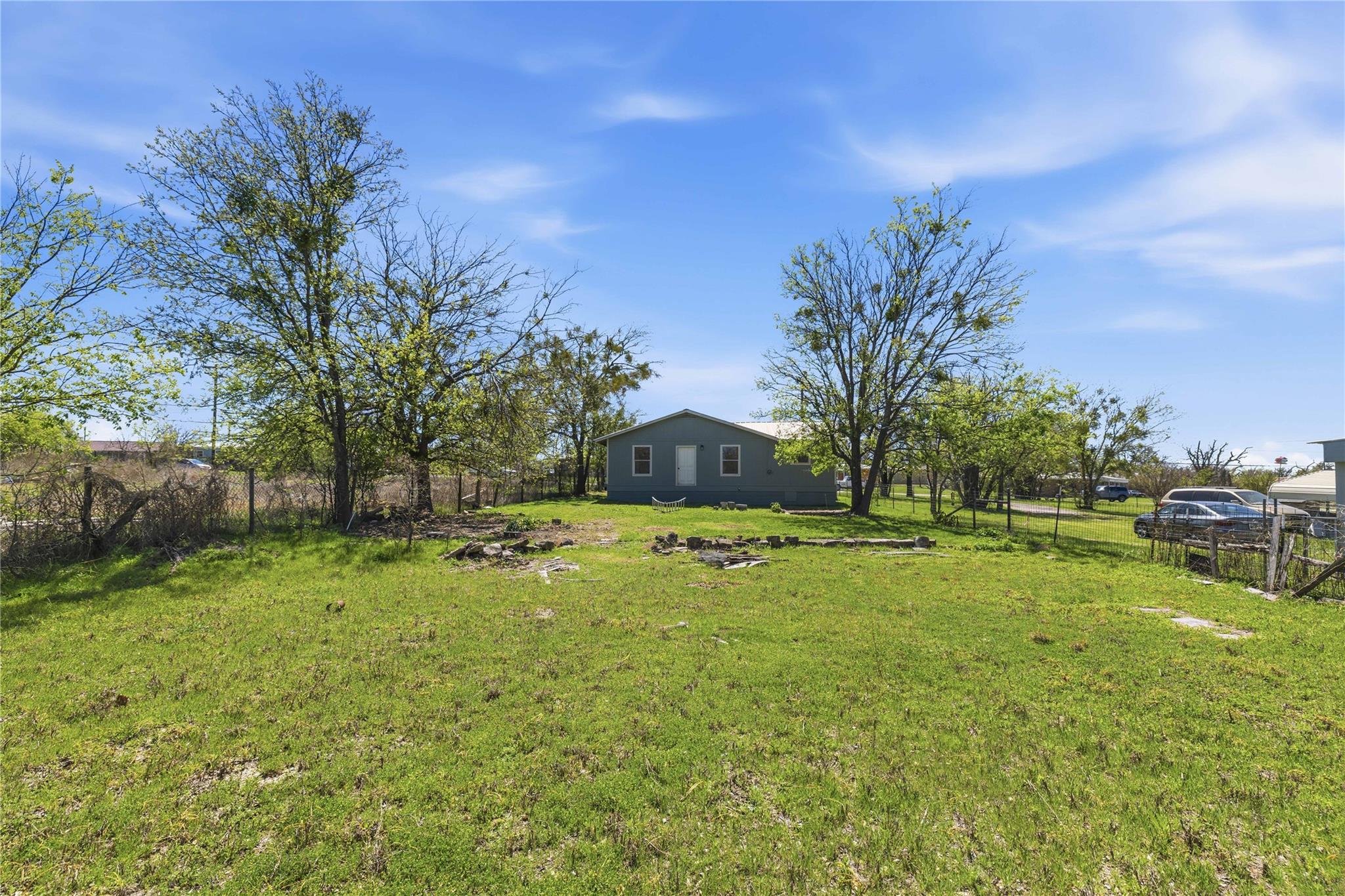 1604 5th St, Goldthwaite, TX 76844