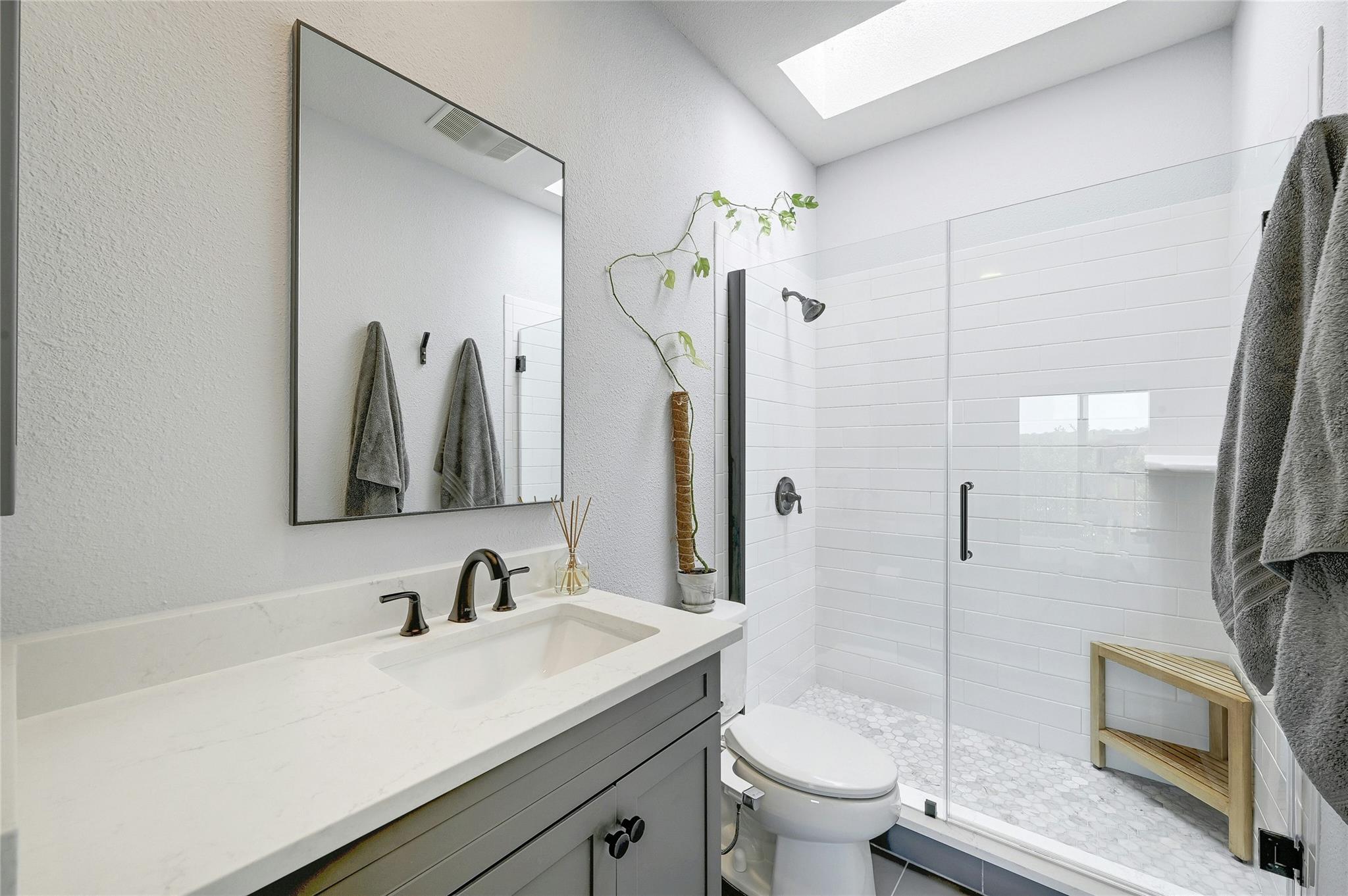 1741 Spyglass Dr # 119, Austin, TX 78746