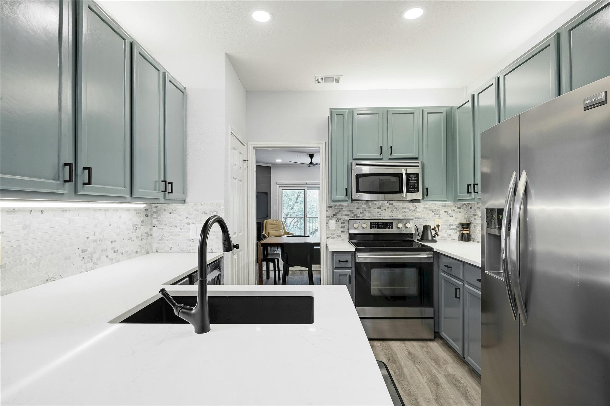 1741 Spyglass Dr # 119, Austin, TX 78746