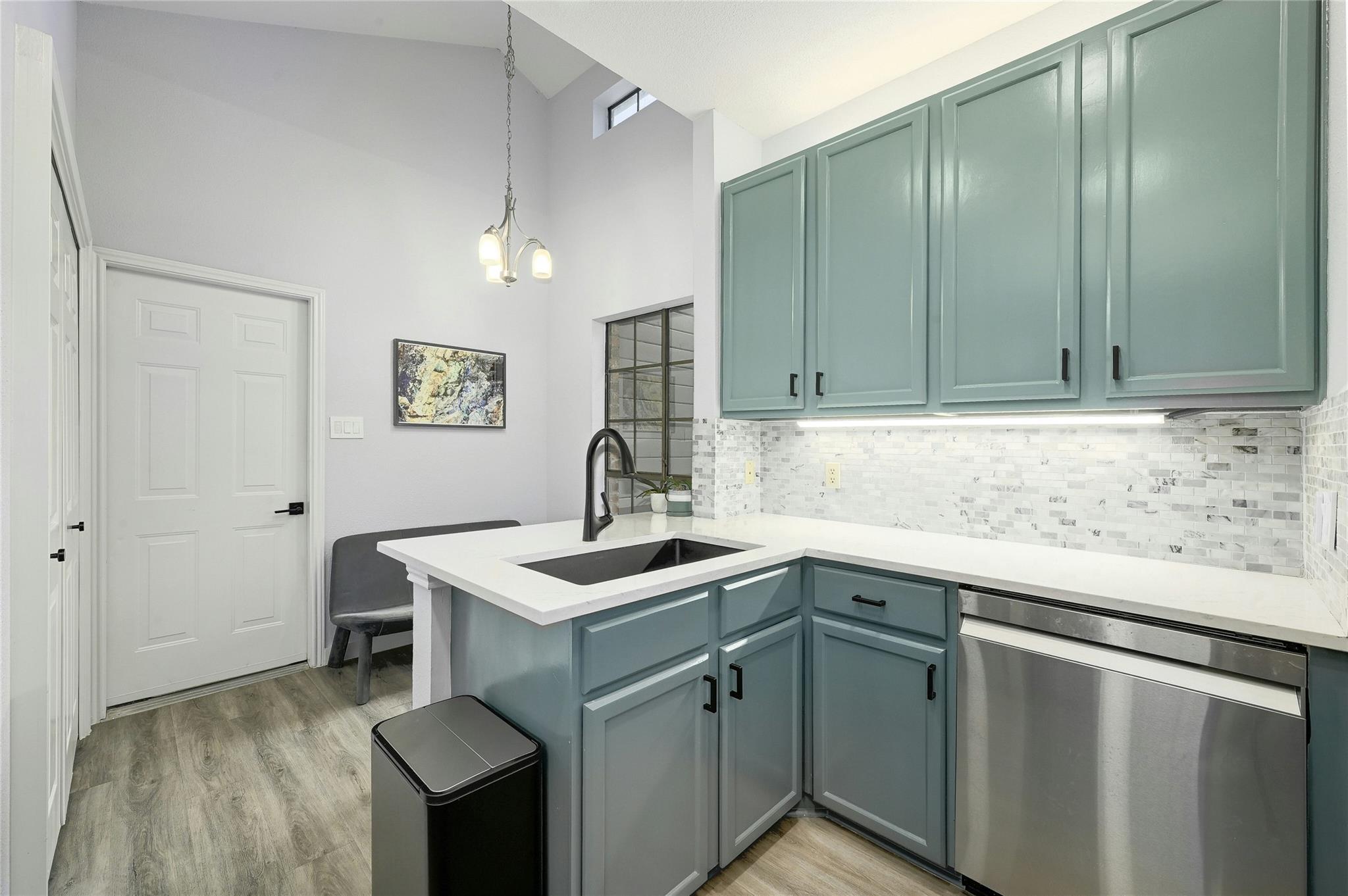 1741 Spyglass Dr # 119, Austin, TX 78746