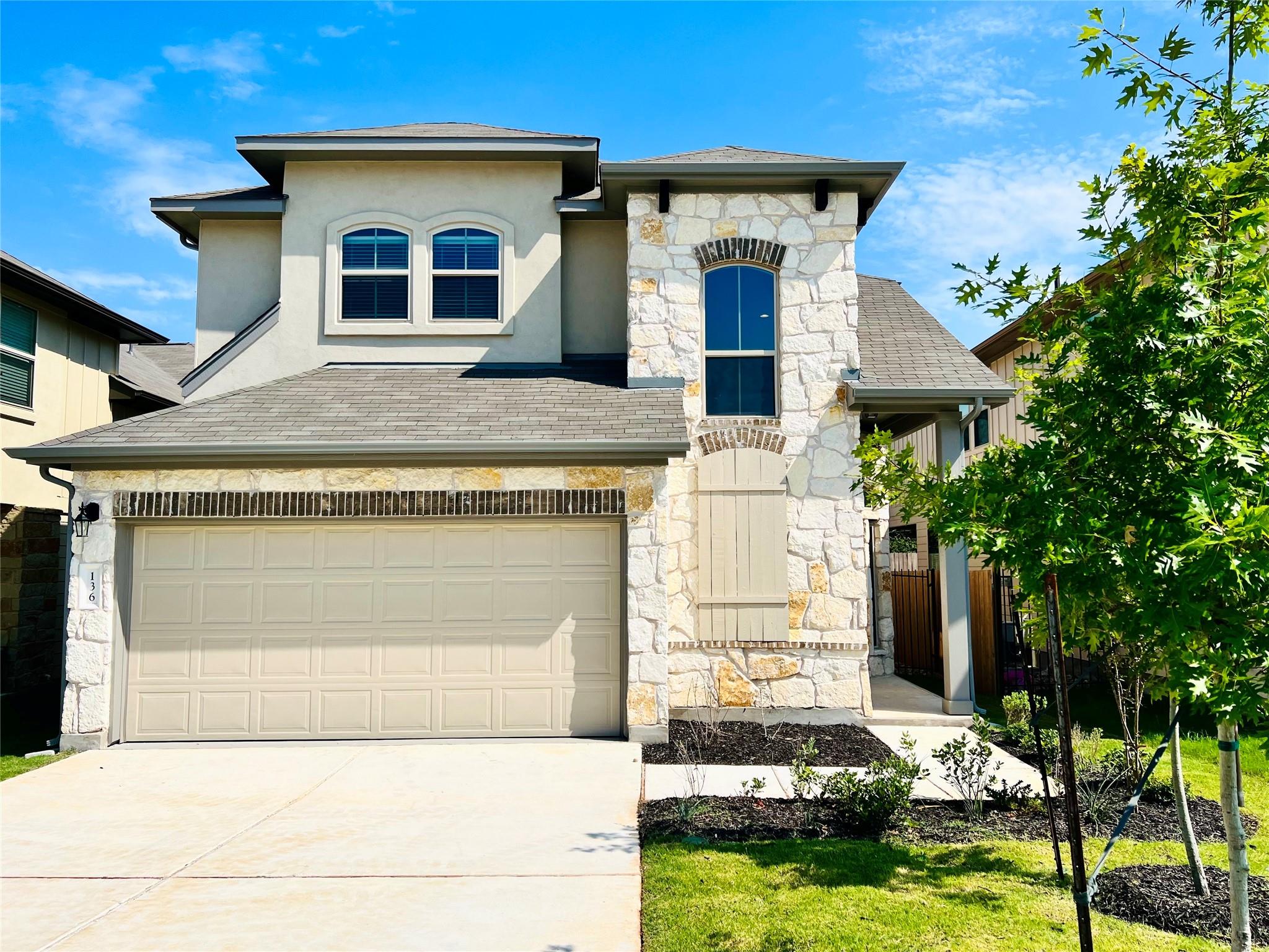 136 Macarthur Dr, Leander, TX 78641