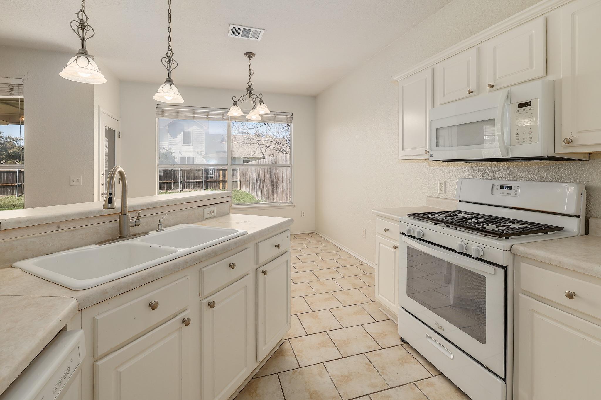 108 Prairie Springs Cv, Georgetown, TX 78626