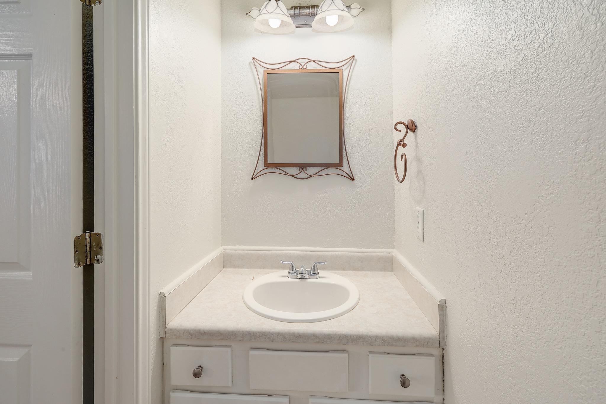 108 Prairie Springs Cv, Georgetown, TX 78626