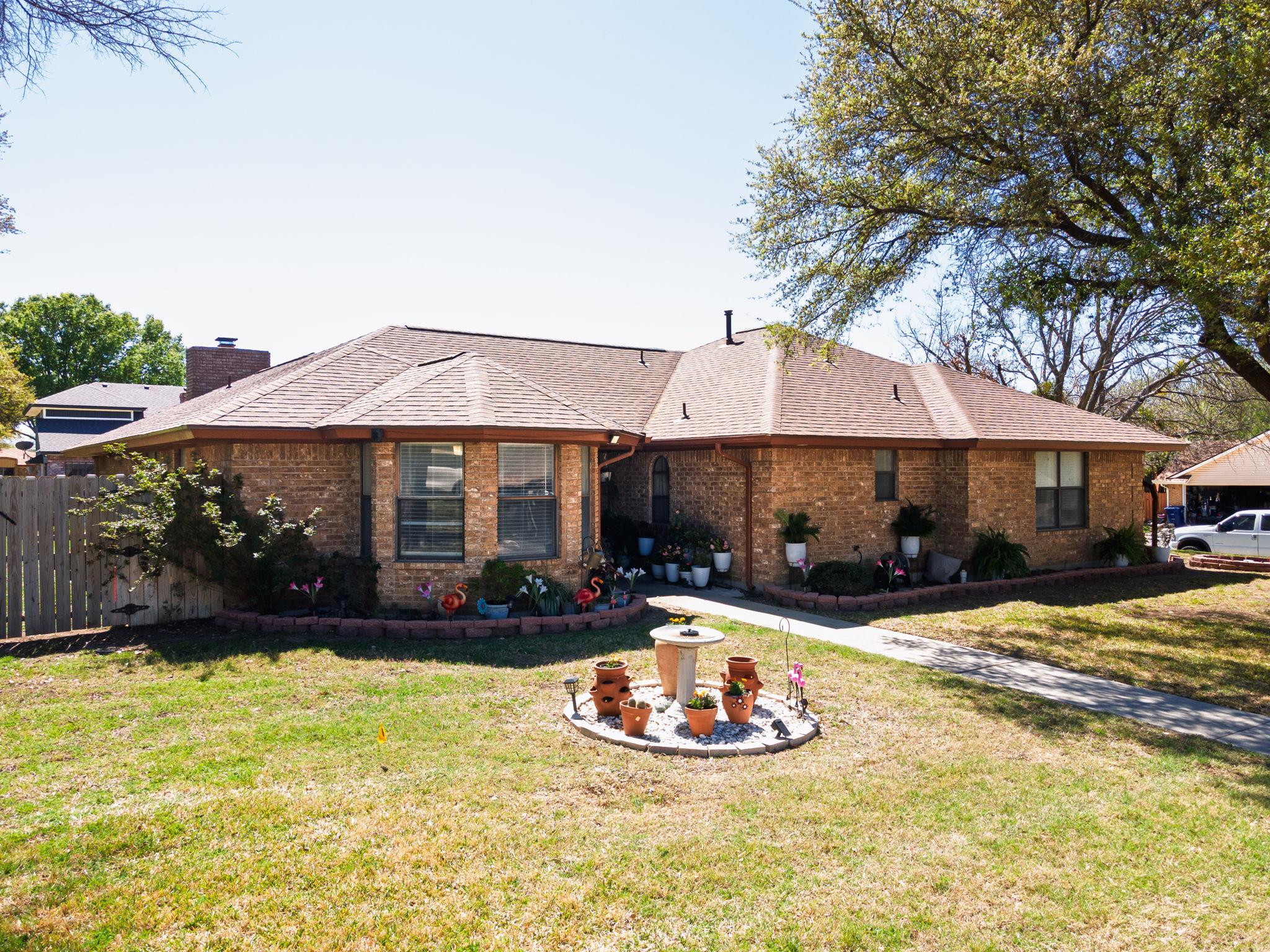 1402 Hawk Trl, Copperas Cove, TX 76522