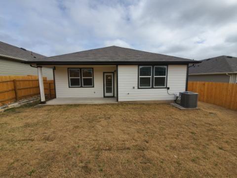 245 Possum Kingdom Dr, Kyle, TX 78640