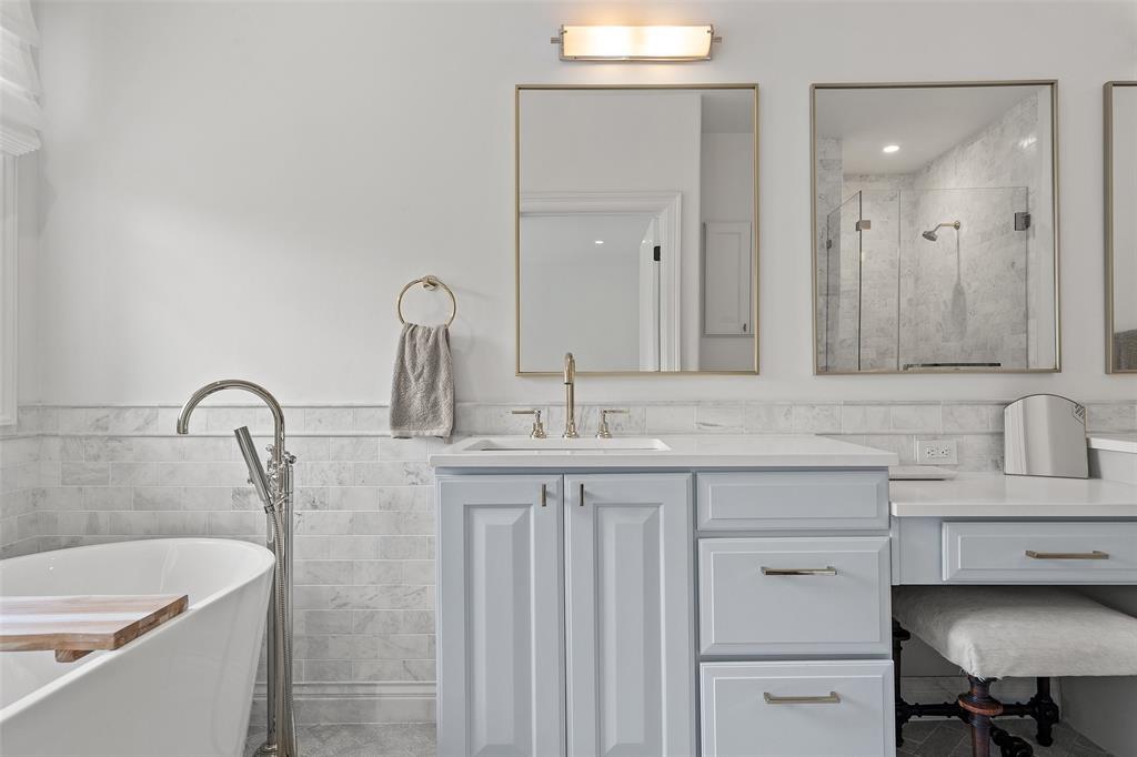 2226 Westlake Dr # 1, Austin, TX 78746