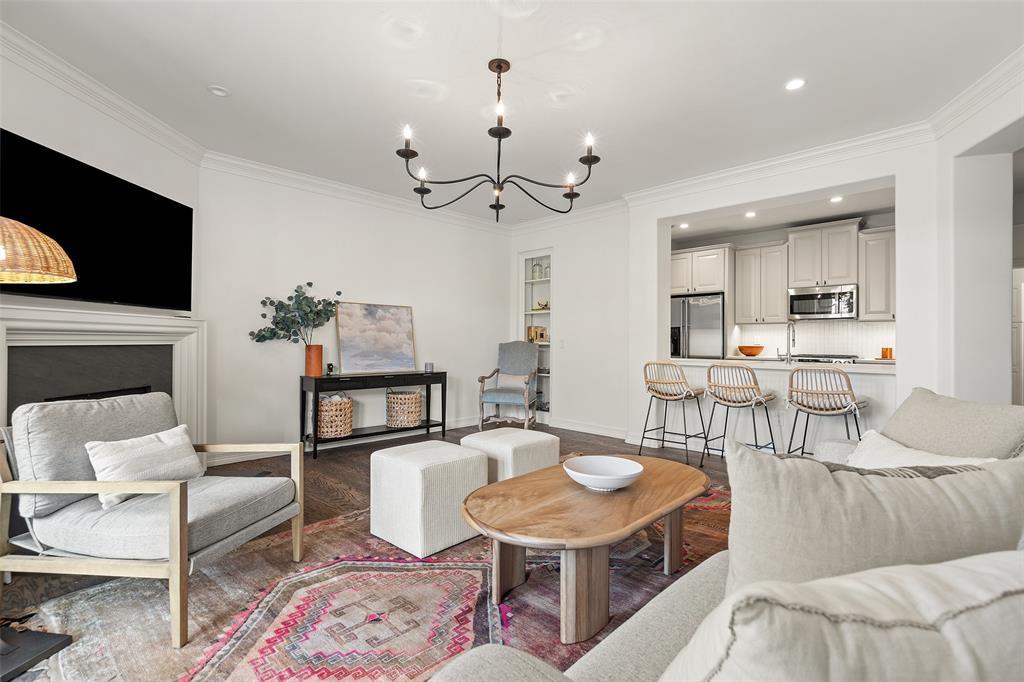 2226 Westlake Dr # 1, Austin, TX 78746