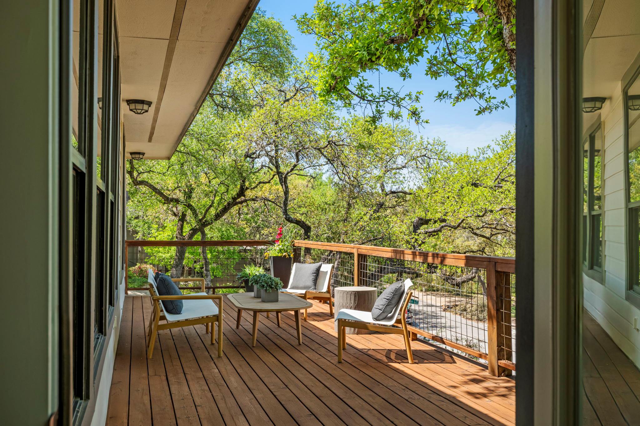 1701 Cresthaven Dr, Austin, TX 78704