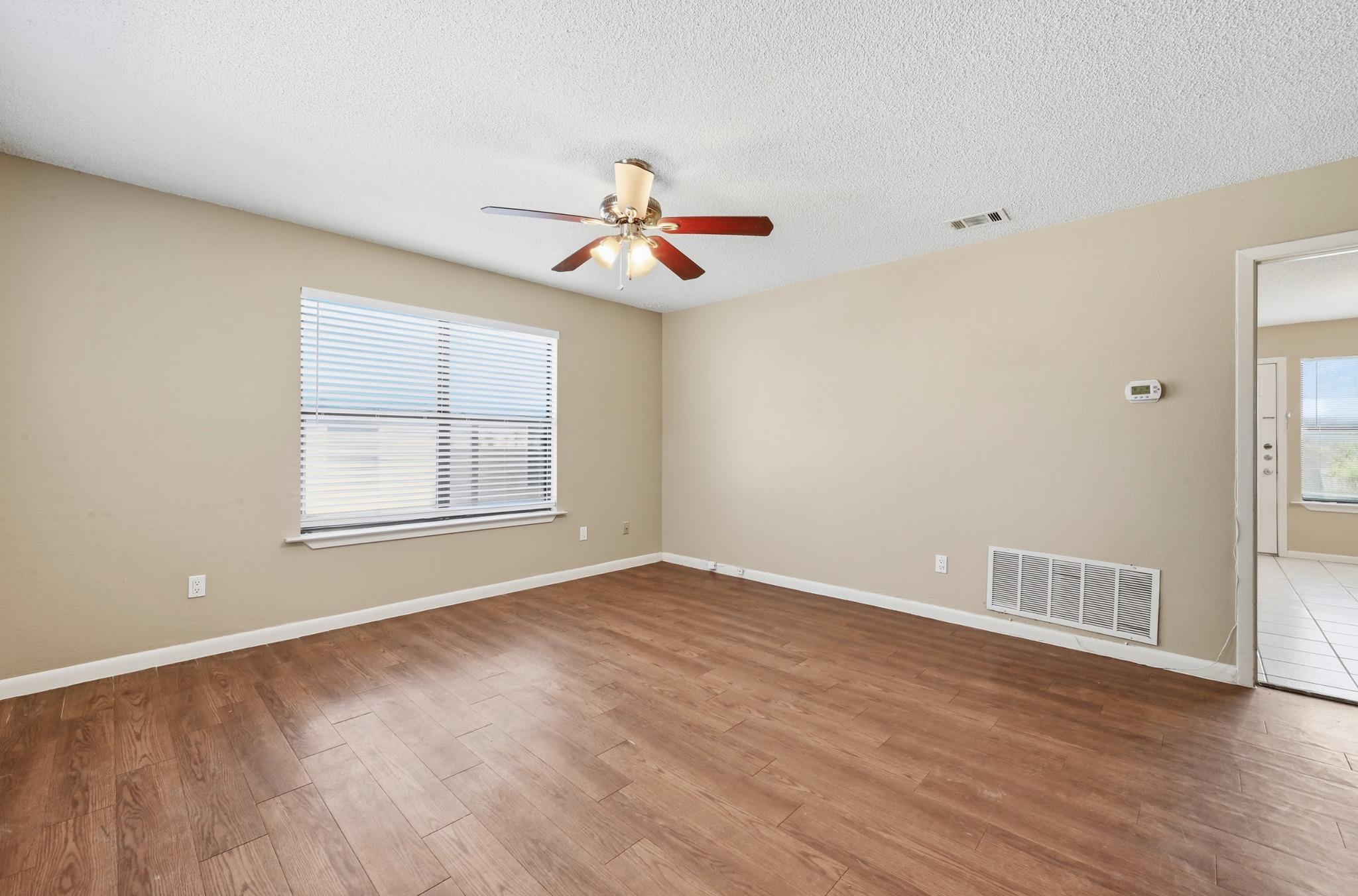 8011 Lazy Ln # B, Austin, TX 78757