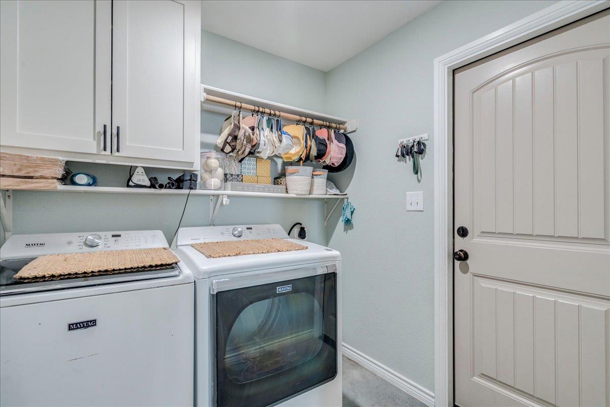 1172 Limestone Dr, Lampasas, TX 76550