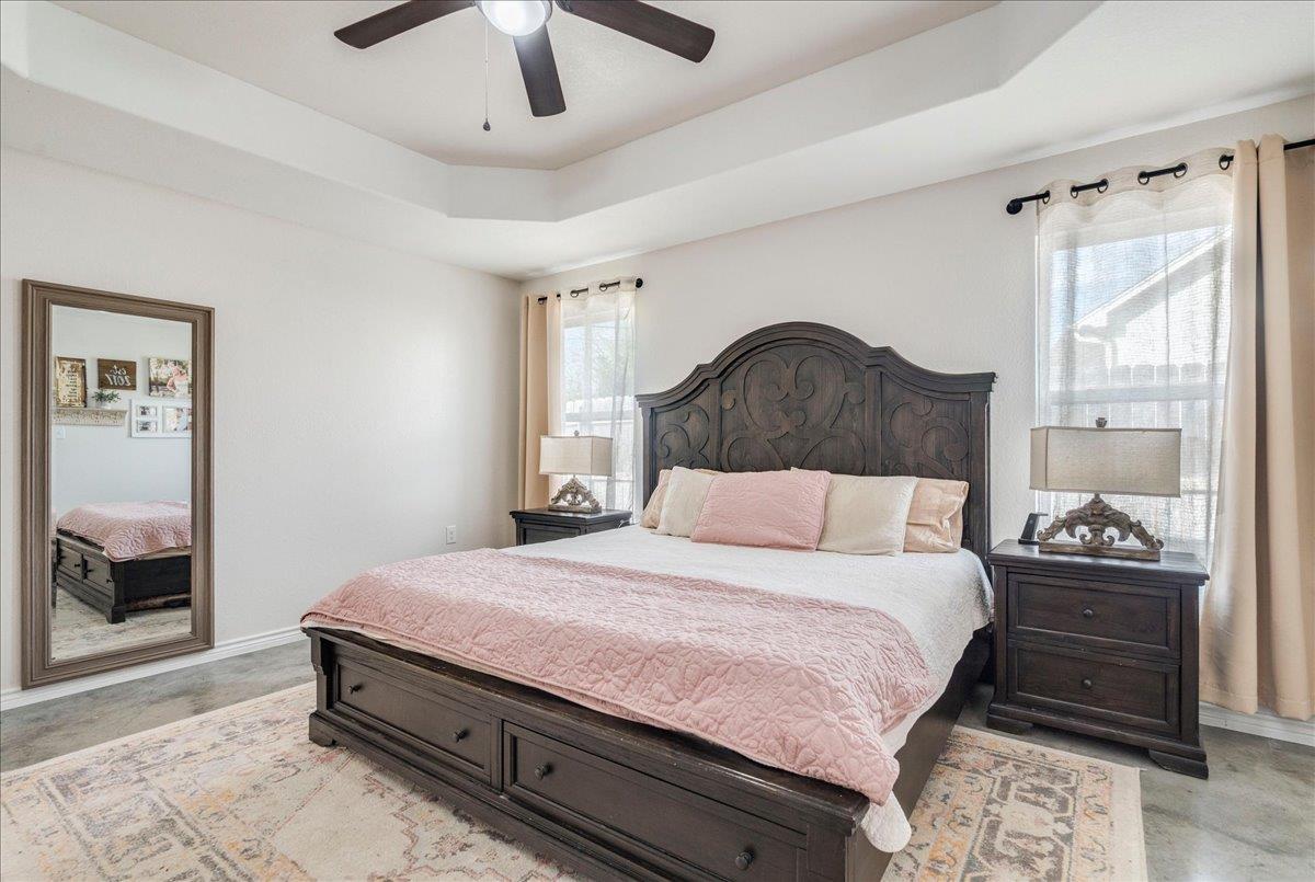 1172 Limestone Dr, Lampasas, TX 76550