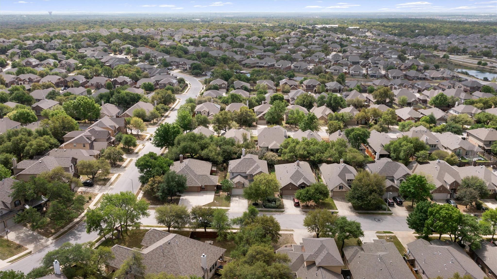 144 Copper Lake Ln, Georgetown, TX 78628