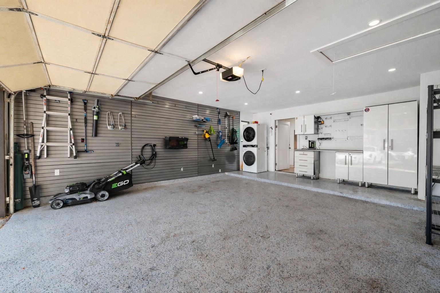 7504 Whispering Oaks Dr, Austin, TX 78745