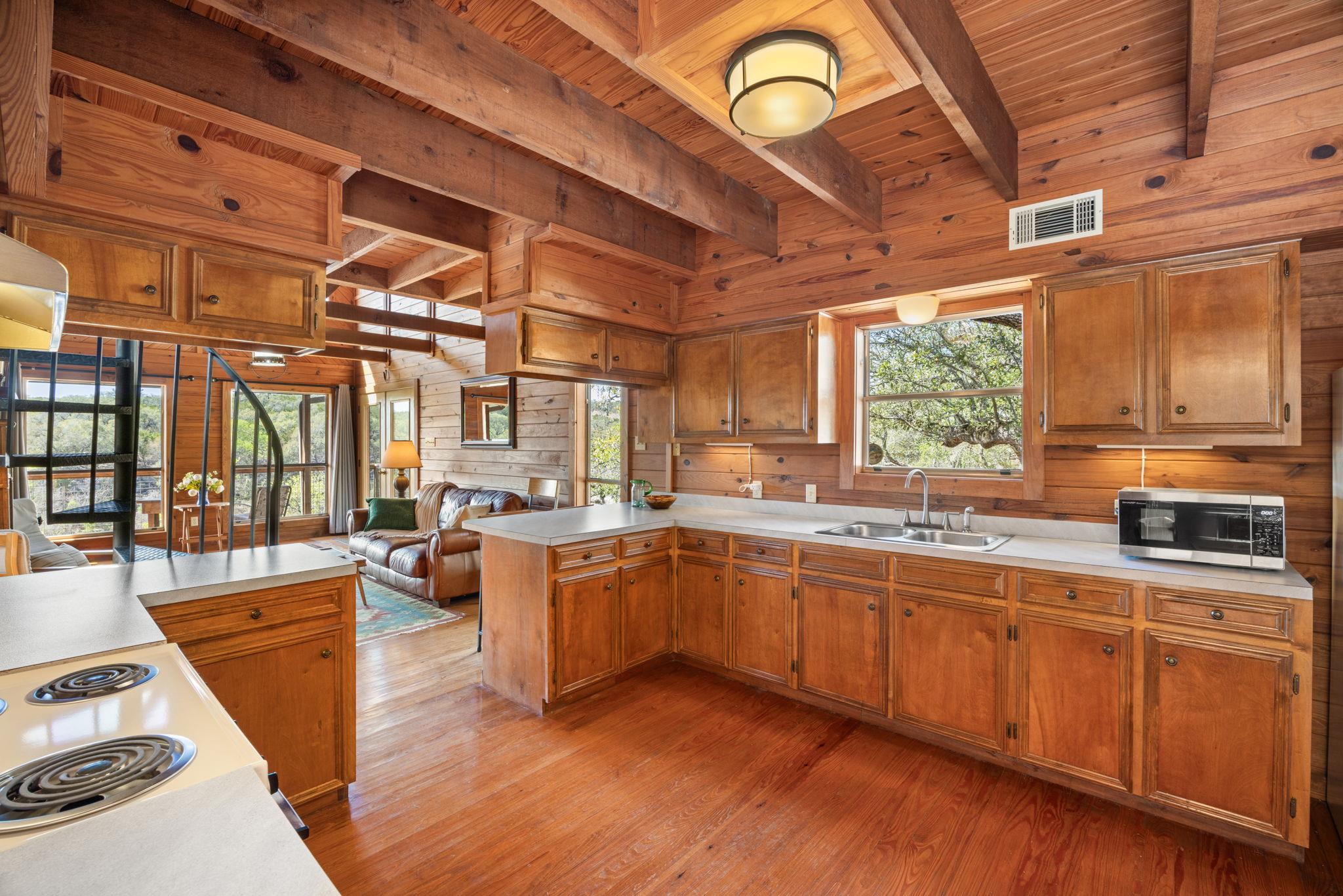 350 River Rapids Rd, Wimberley, TX 78676