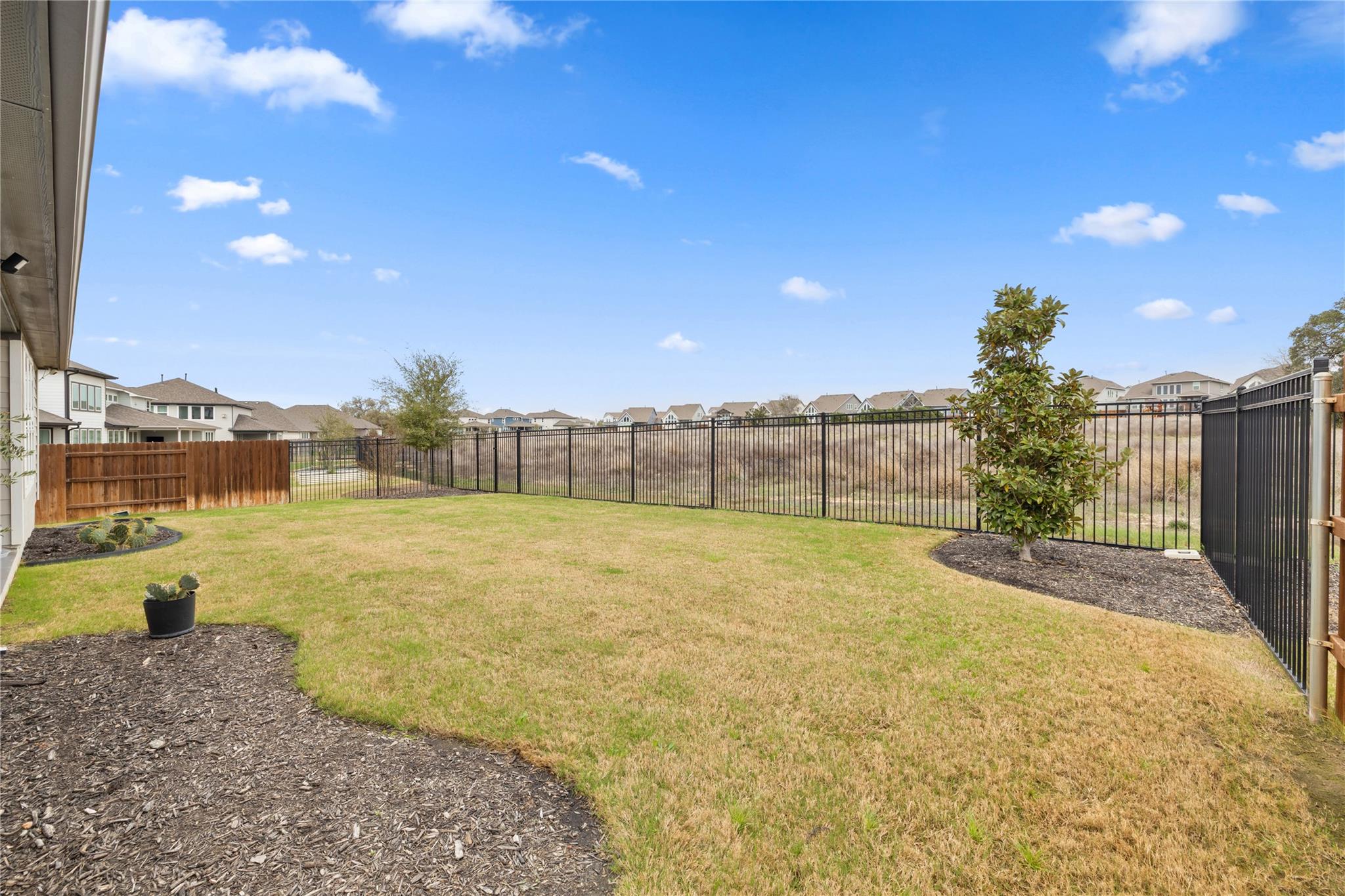 516 Moonlit Stream Pass, Dripping Springs, TX 78620