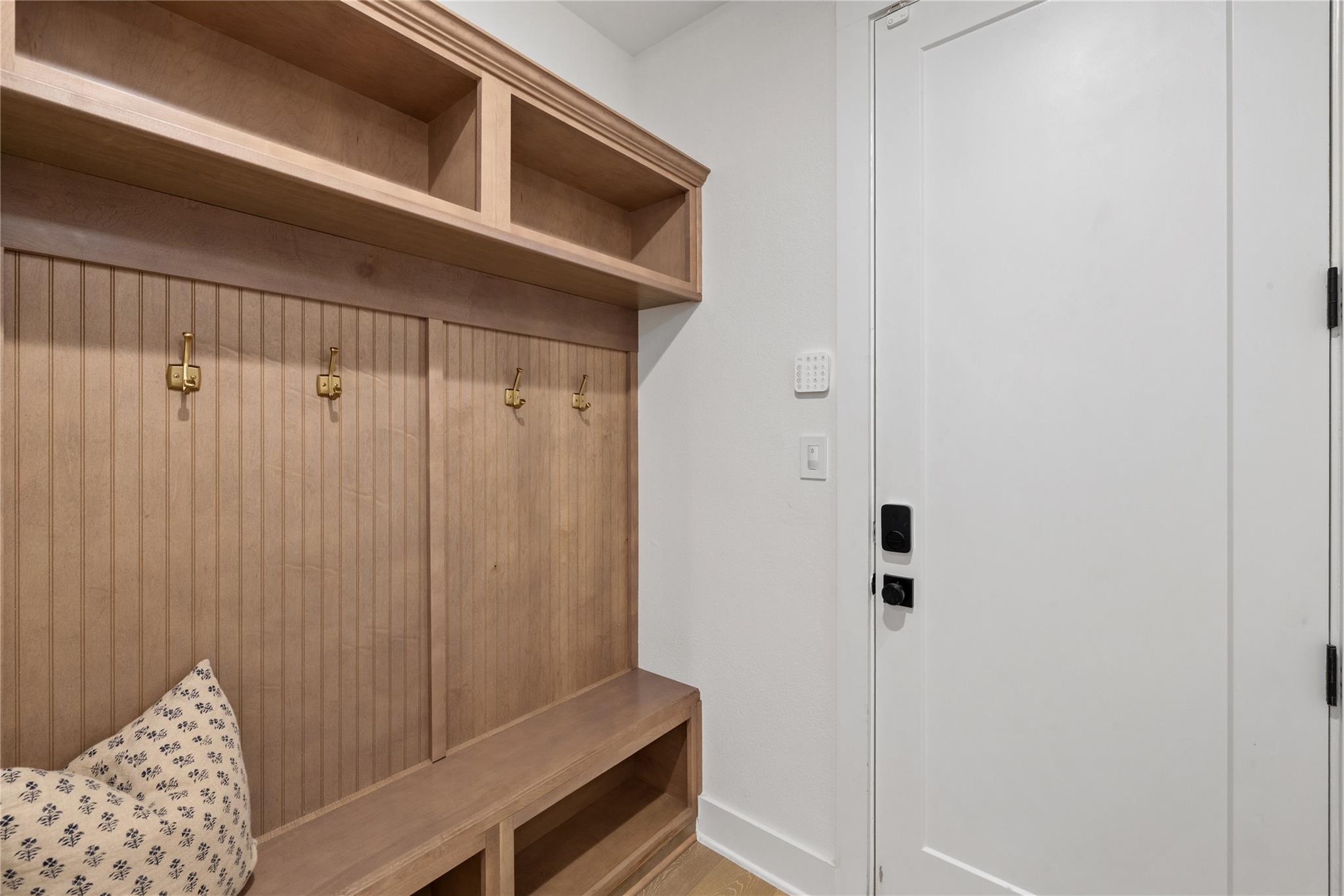 516 Moonlit Stream Pass, Dripping Springs, TX 78620