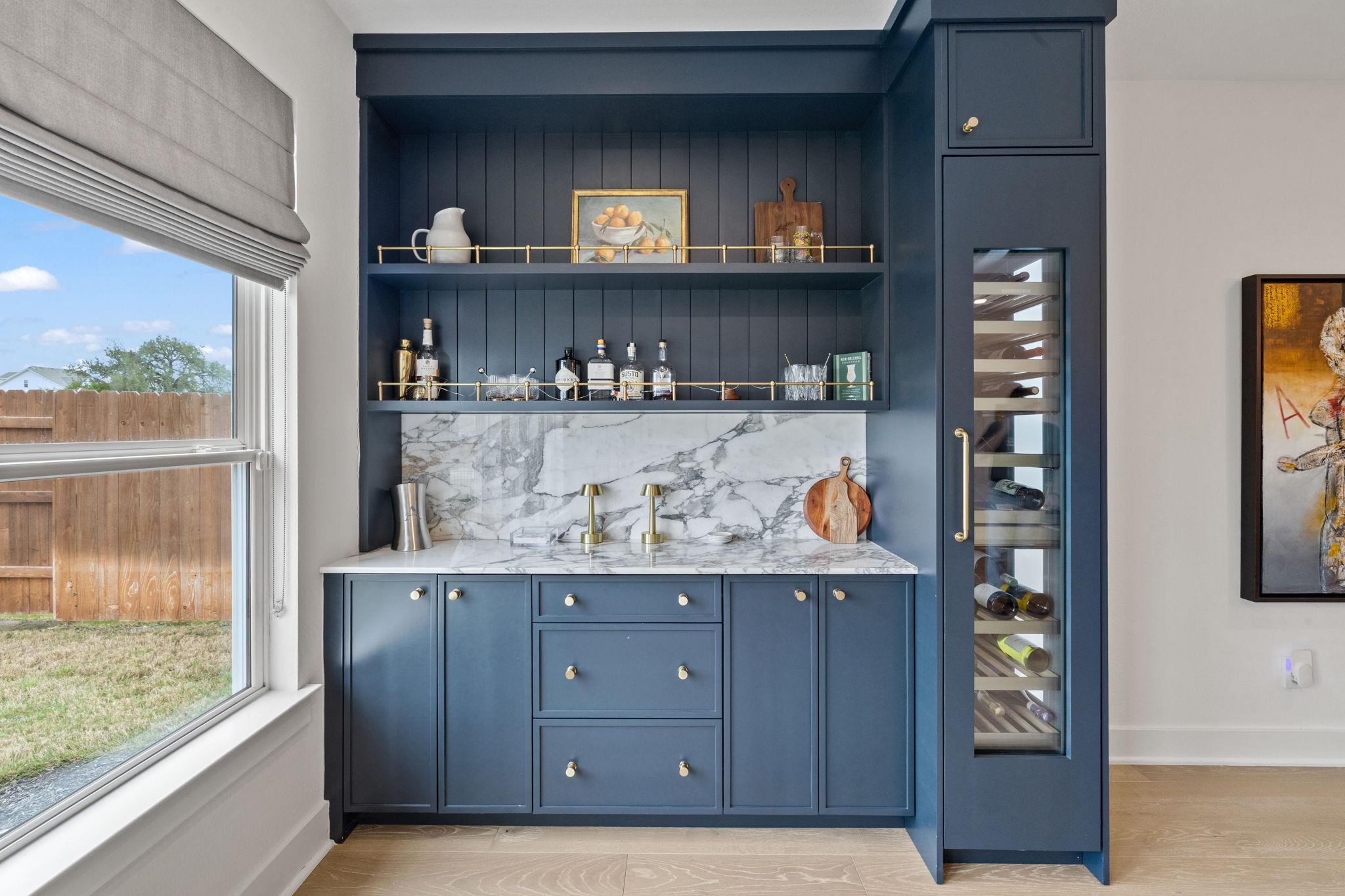 516 Moonlit Stream Pass, Dripping Springs, TX 78620