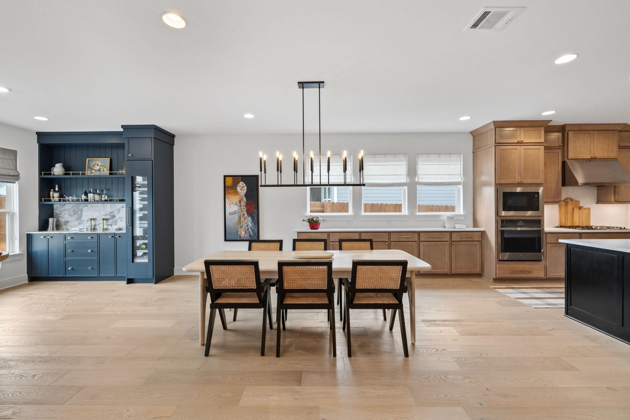 516 Moonlit Stream Pass, Dripping Springs, TX 78620